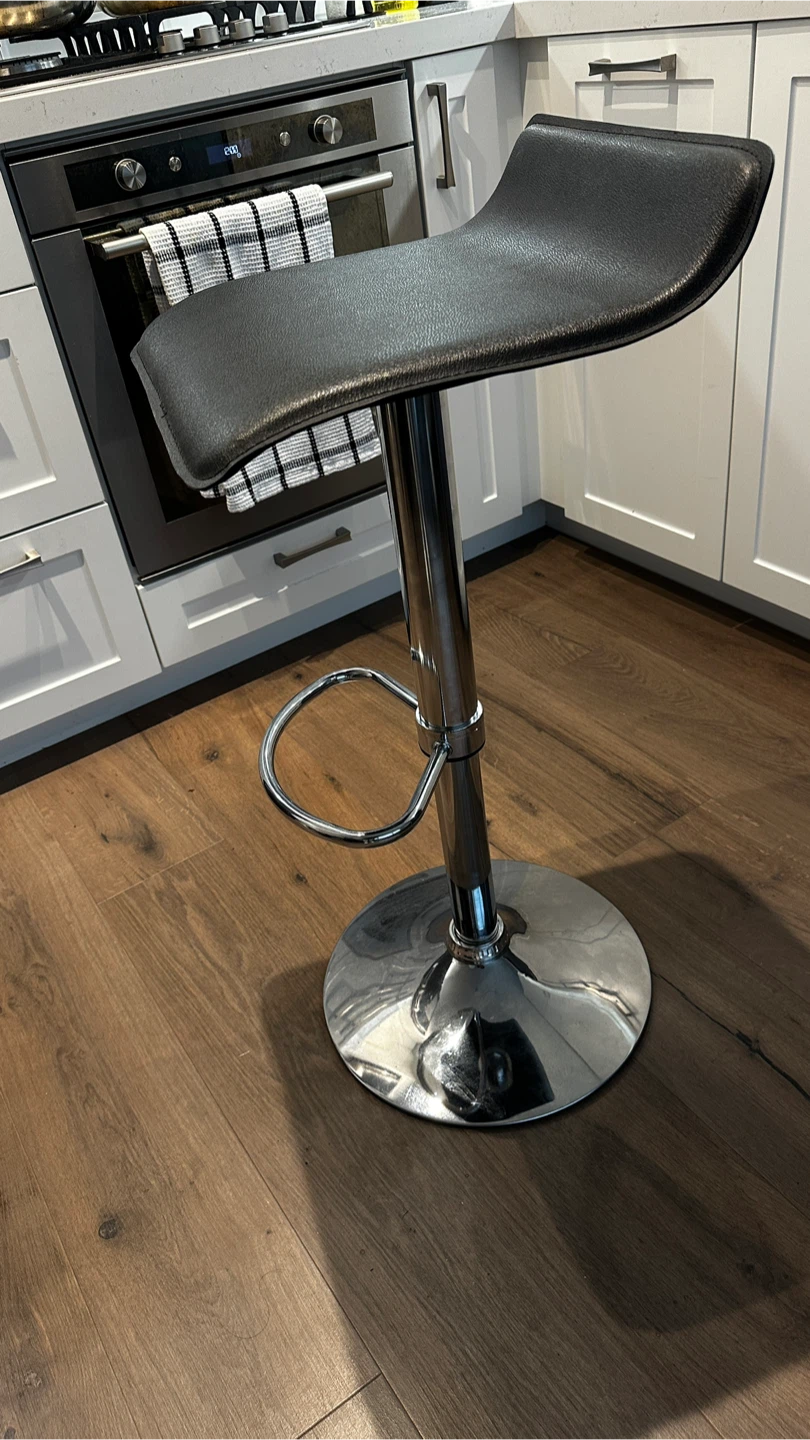 Adjustable Height Bar Stool - photo 2
