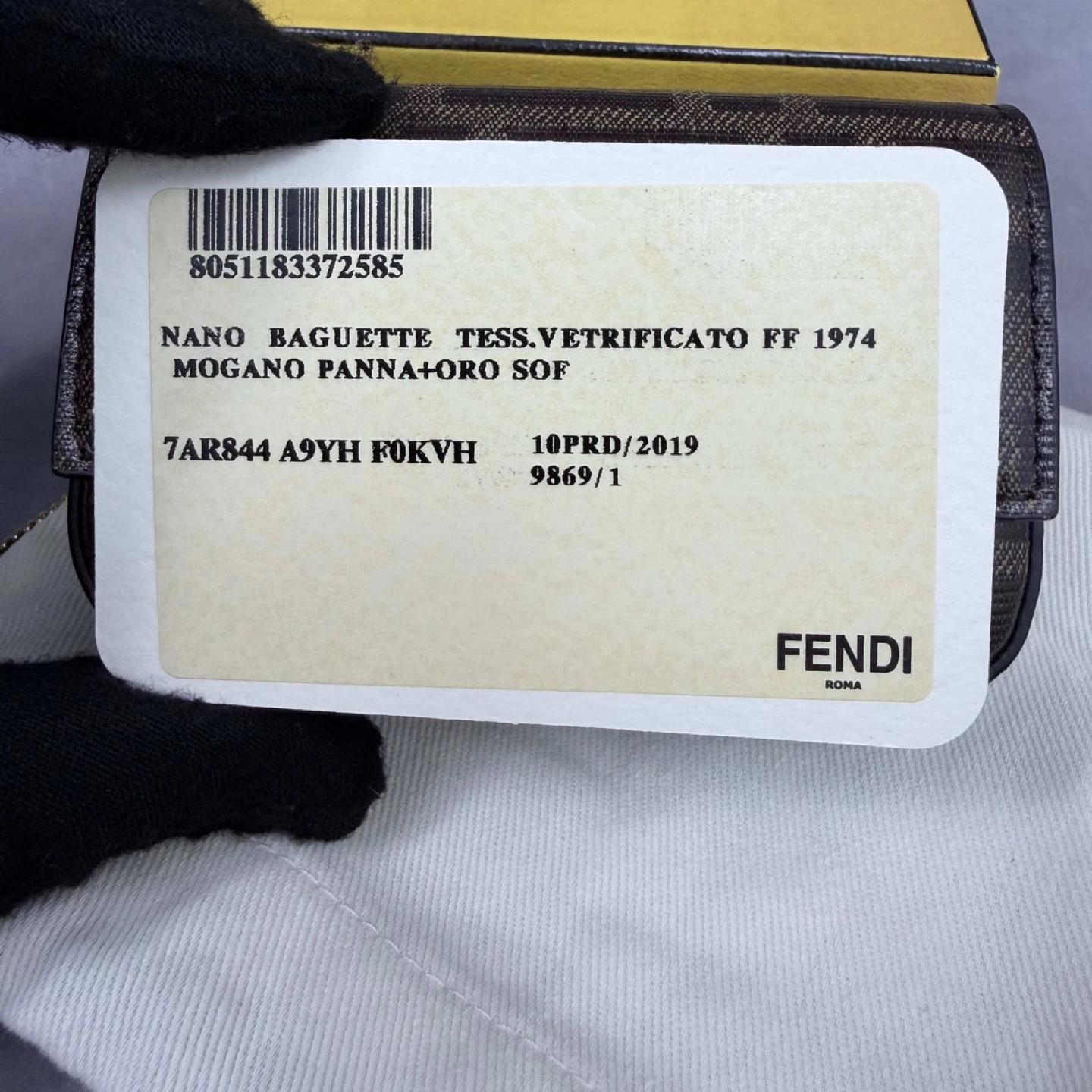 Fendi Nano Baguette Tess.Vetrificato FF 1974 Mogano - photo 5