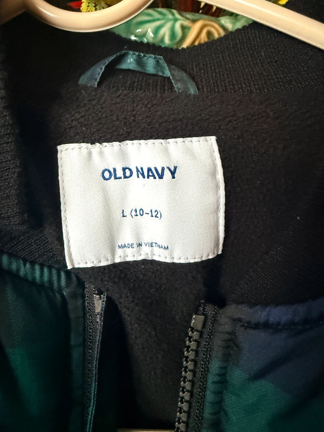 Old Navy Plaid Puffer Jacket - Size L (10-12) - photo 5