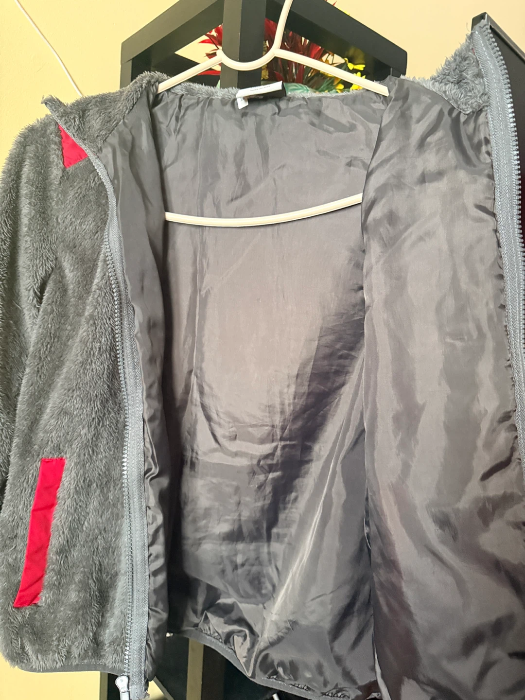Bocini Gray & Red Fleece Jacket (L) - photo 4