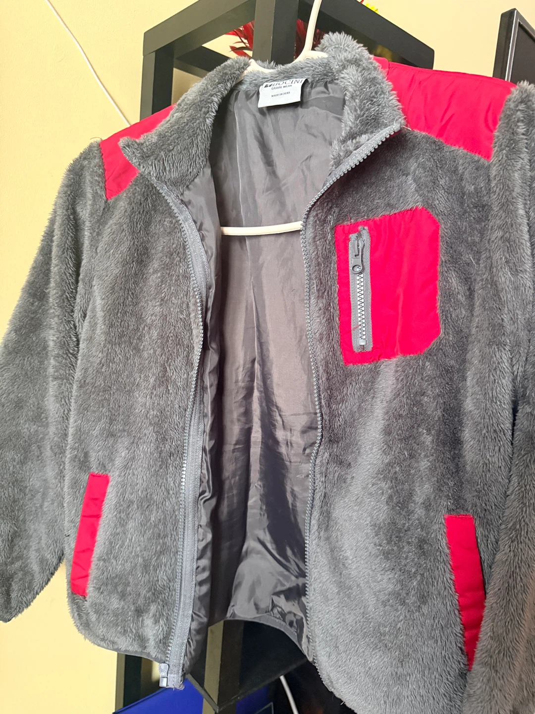 Bocini Gray & Red Fleece Jacket (L) - photo 5