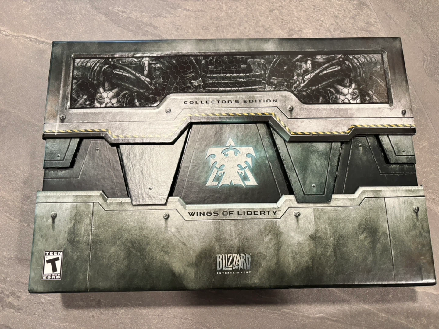 StarCraft II: Wings of Liberty Collector's Edition (no CD key)