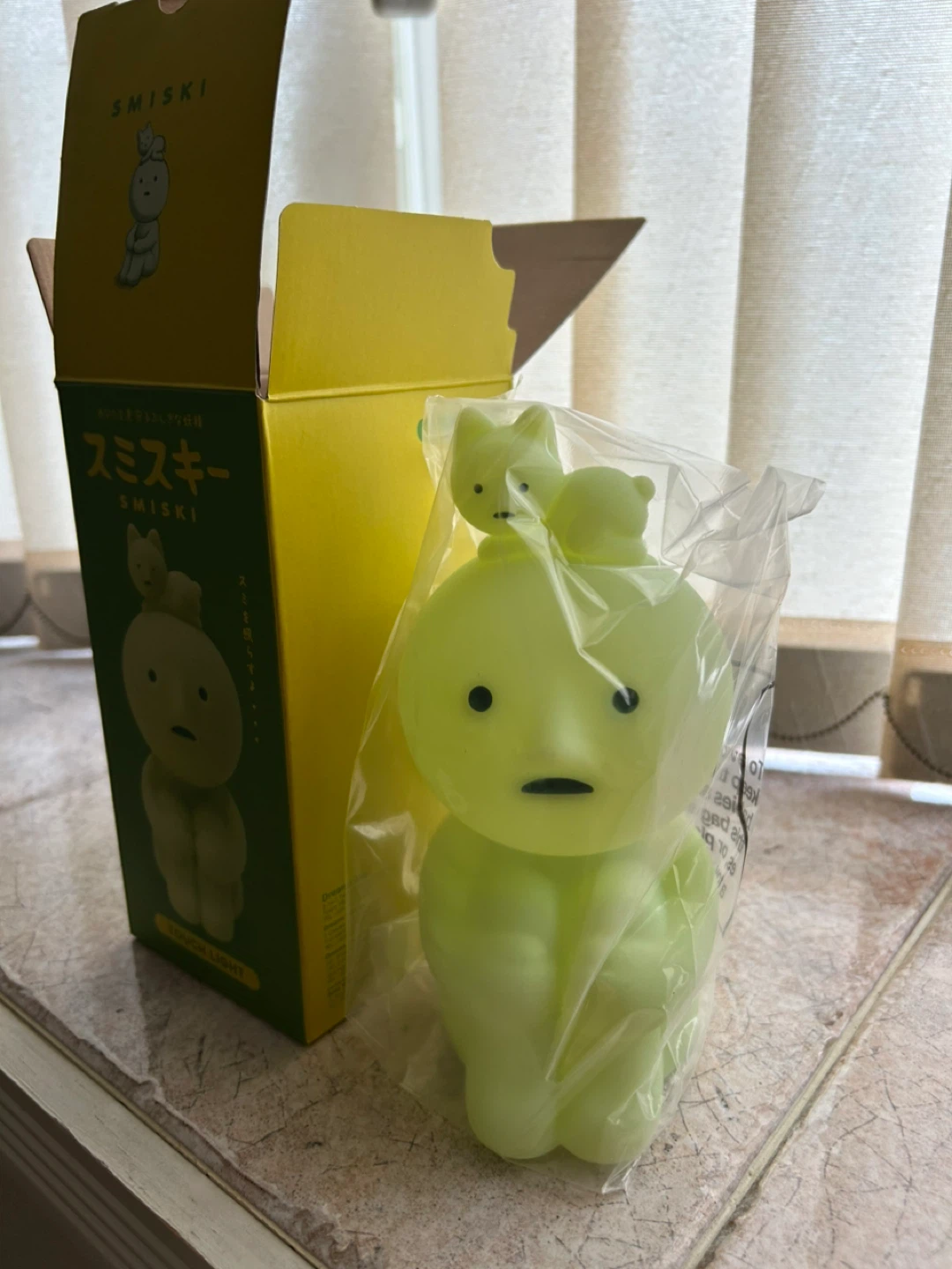 Smiski Touch Light Figure - New in Box - photo 2