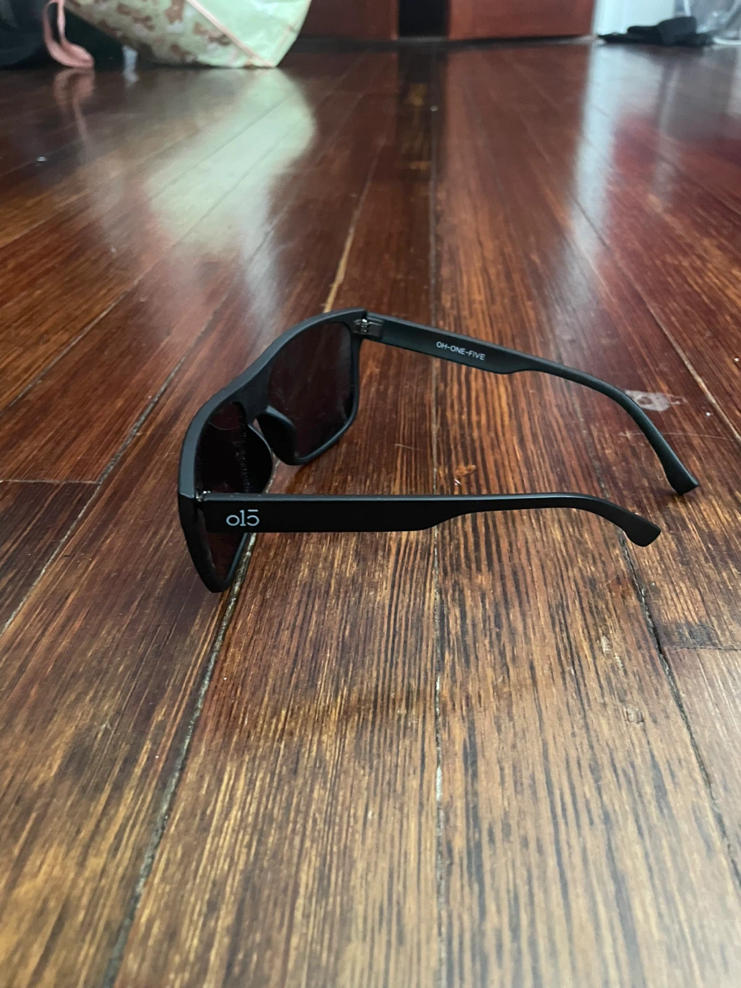 o15 Black Sunglasses