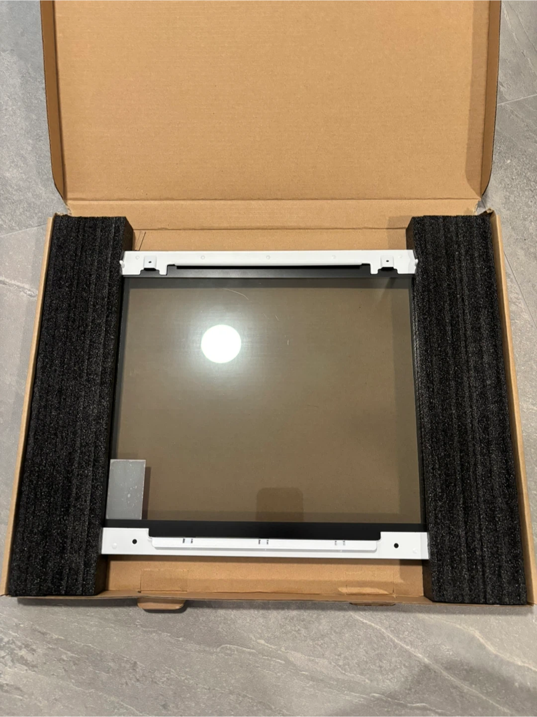 Cooler Master NR200P Tempered Glass Panel - White Edition - photo 3