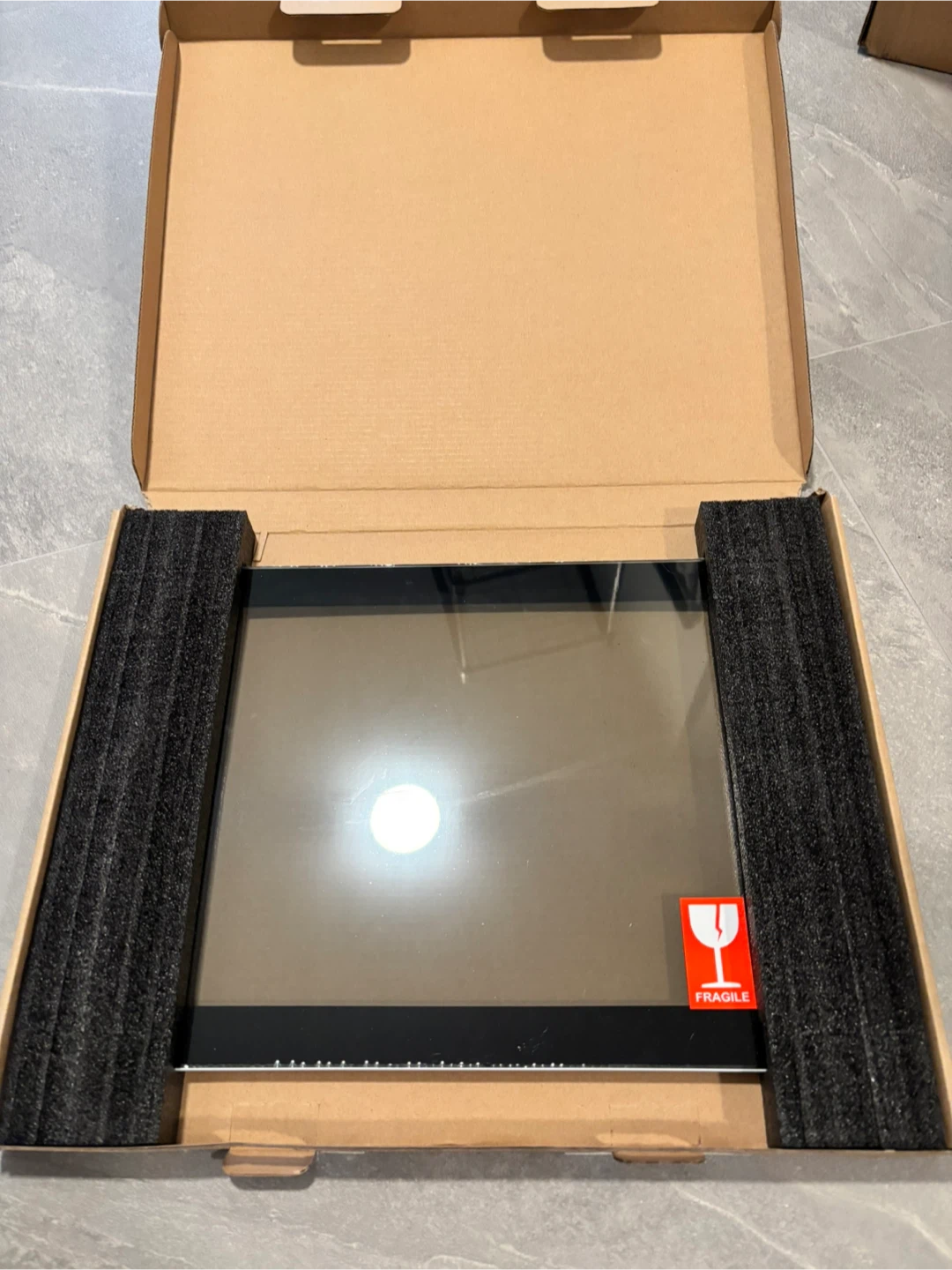 Cooler Master NR200P Tempered Glass Panel - White Edition - photo 2