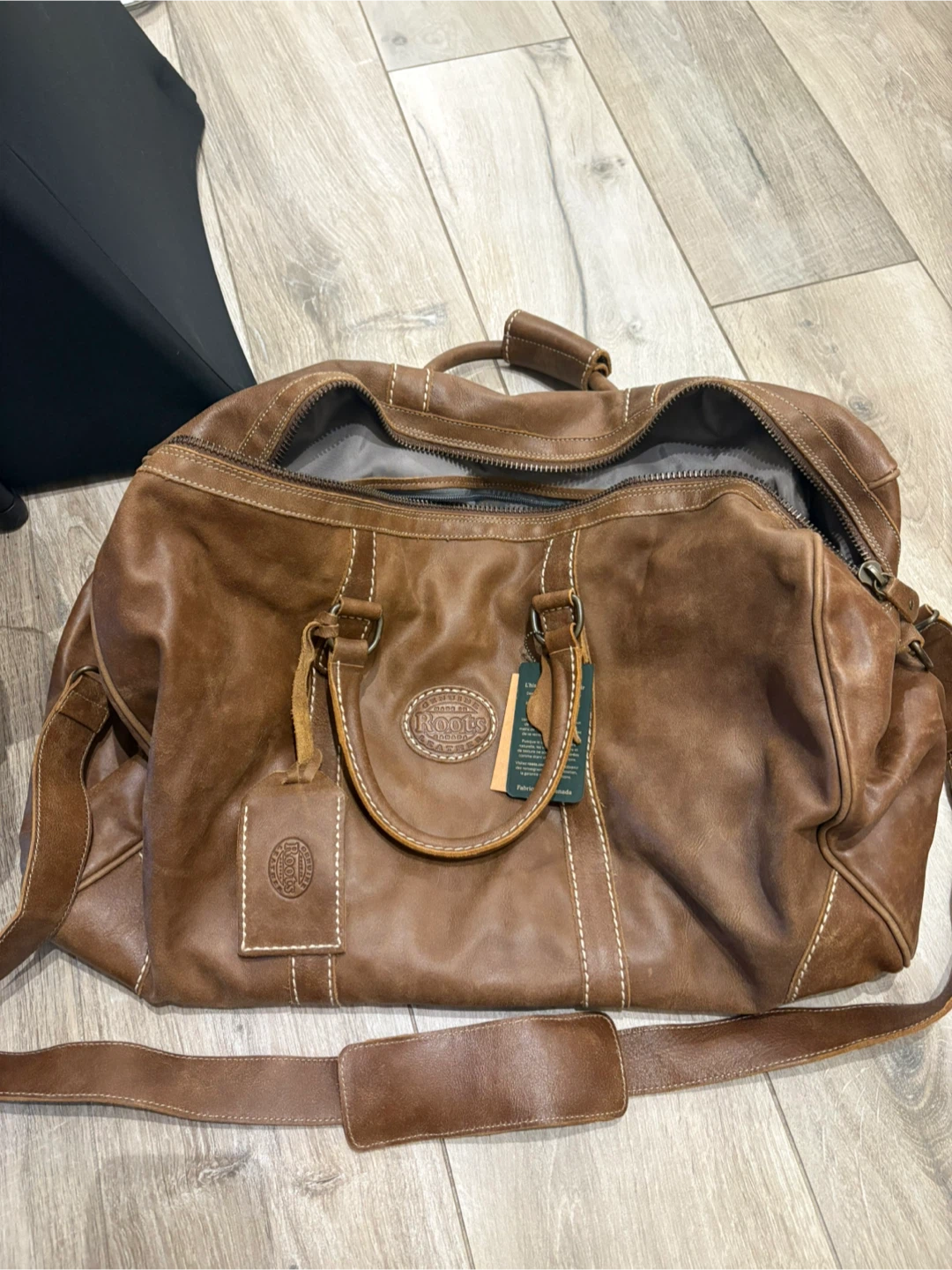 Roots Large Banff Bag Tribe