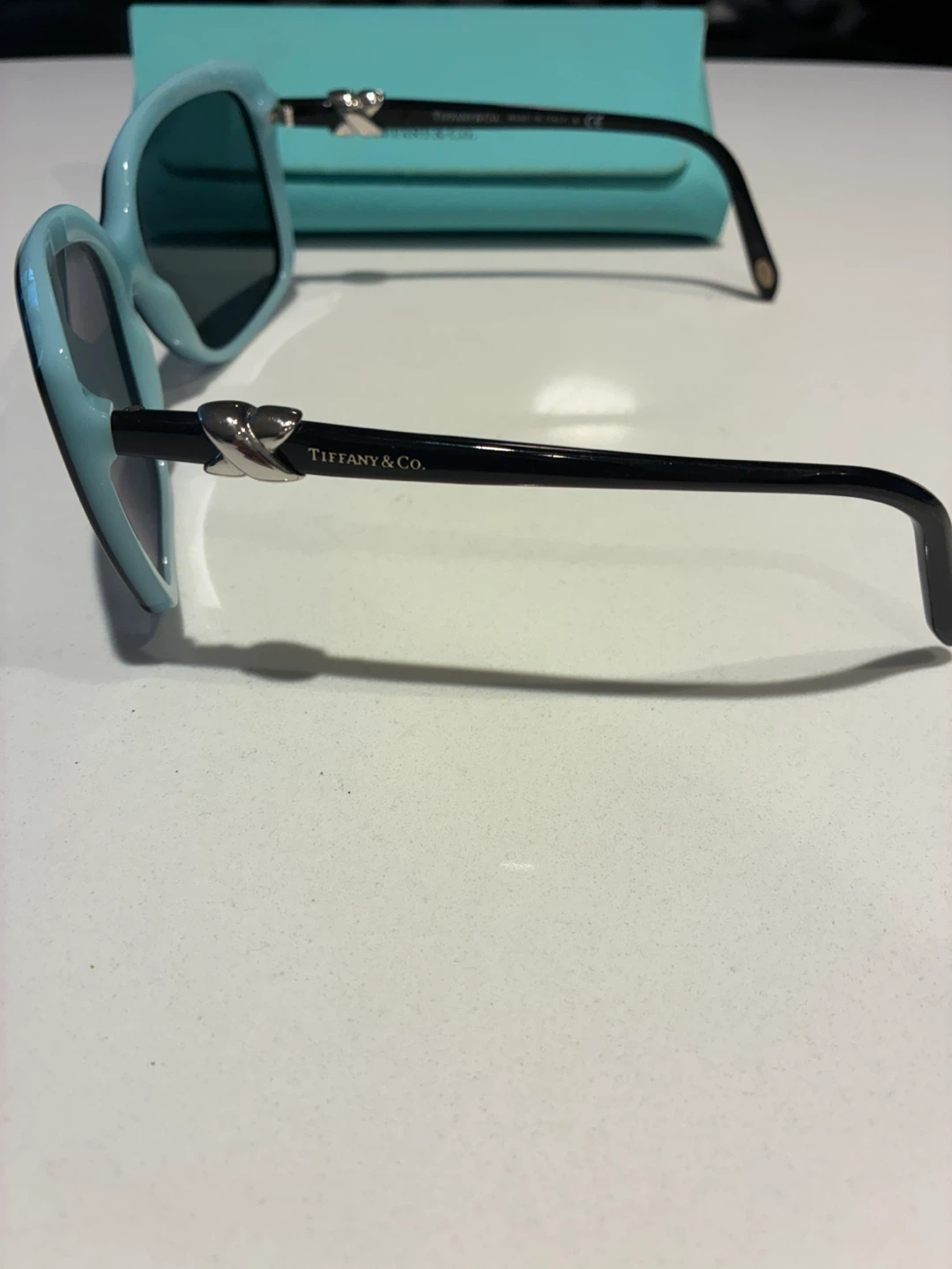 ✨ Authentic Tiffany & Co. Designer Sunglasses ✨ - photo 2