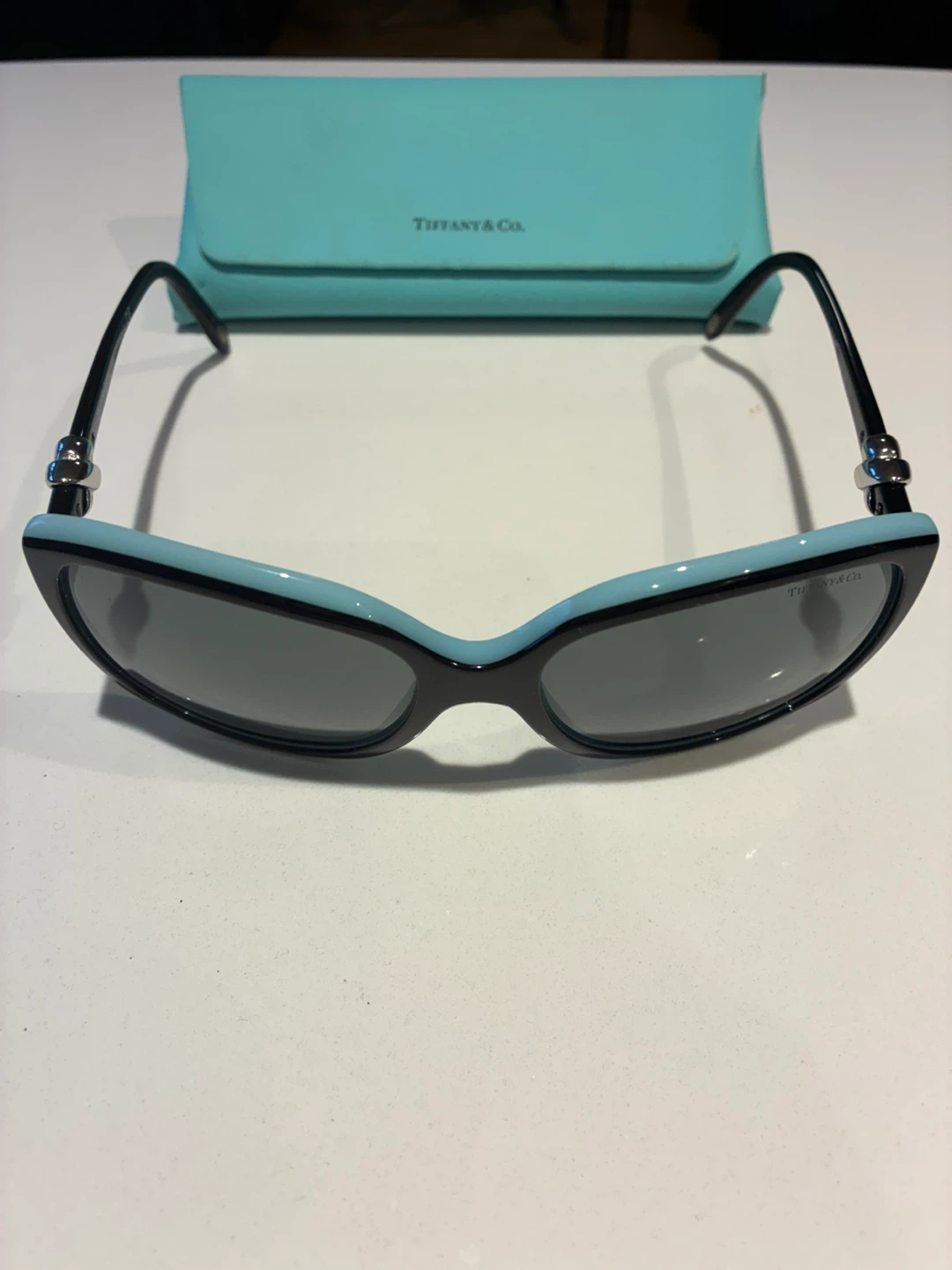 ✨ Authentic Tiffany & Co. Designer Sunglasses ✨ - photo 4
