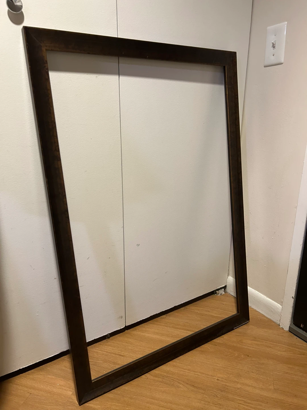 Large Picture Frame - Golden finish