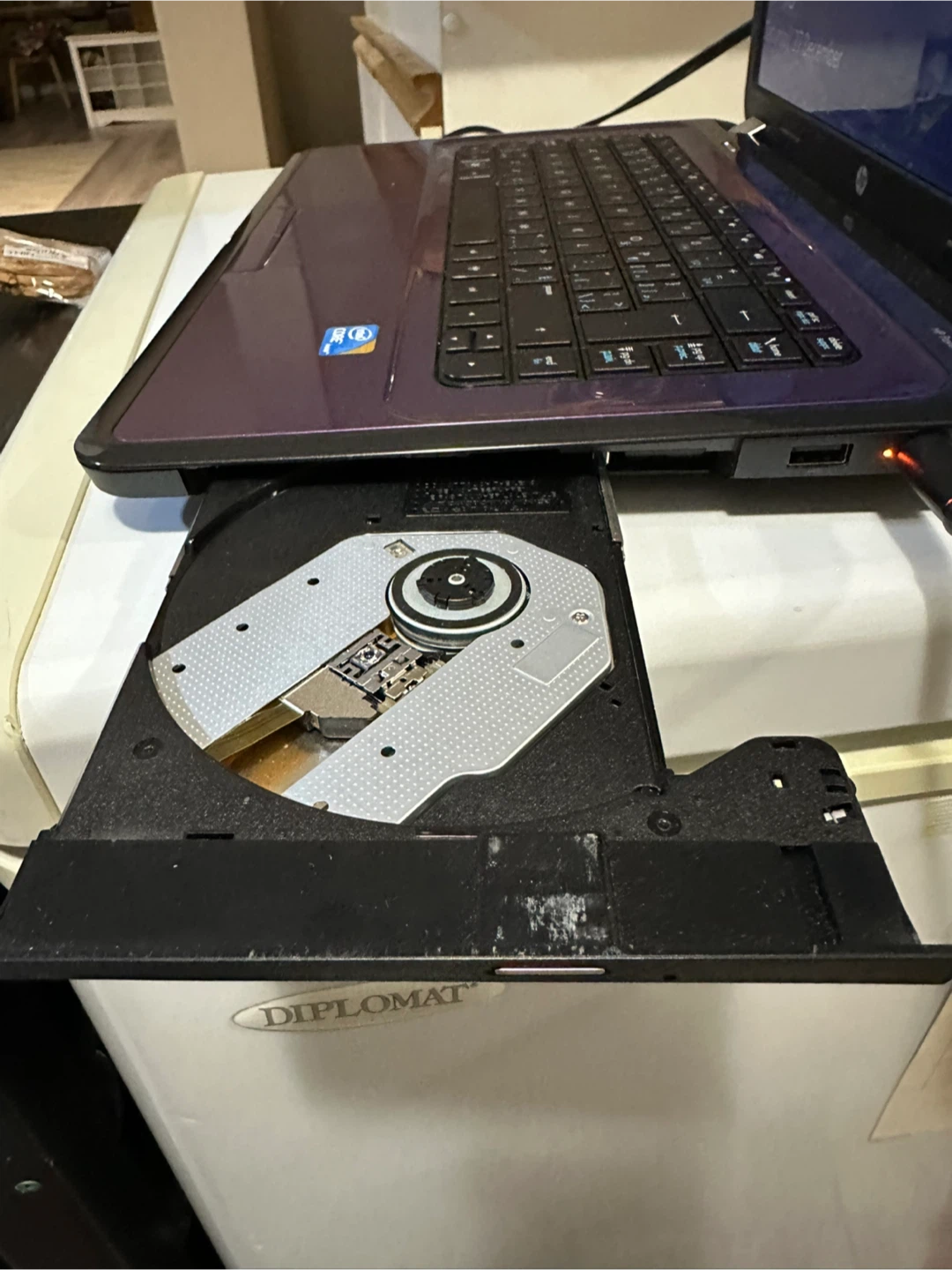 HP Pavilion 15.6” Laptop (Window 10 and DVD player installed) - photo 5