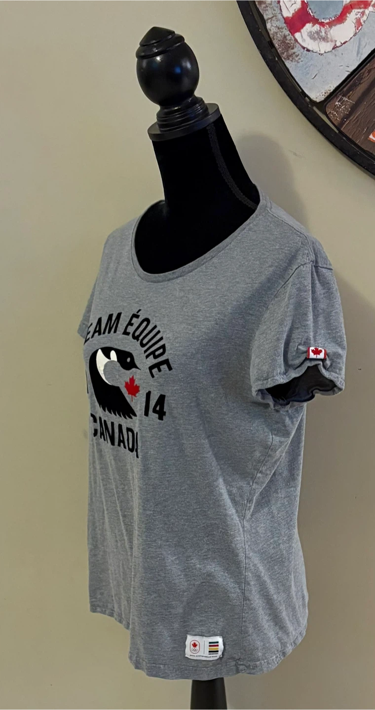 ✨✨HBC Team Équipe Canada 2014 T-Shirt - photo 2