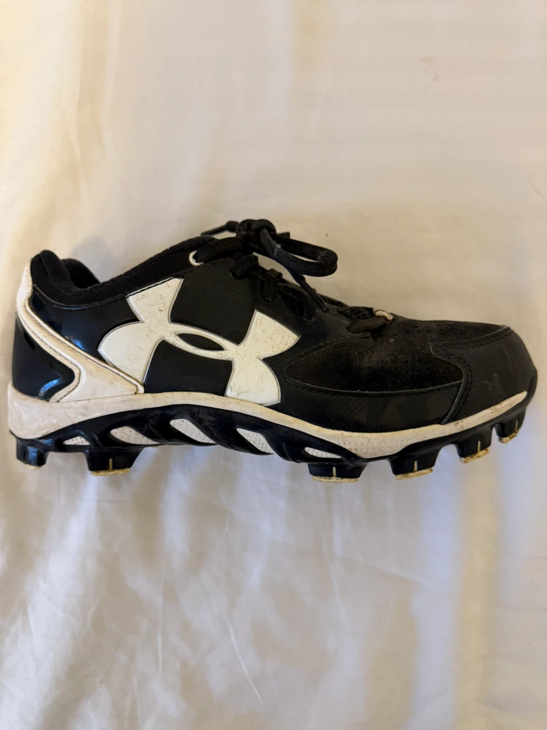 Under Armour Women's Black Baseball Cleats - photo 5