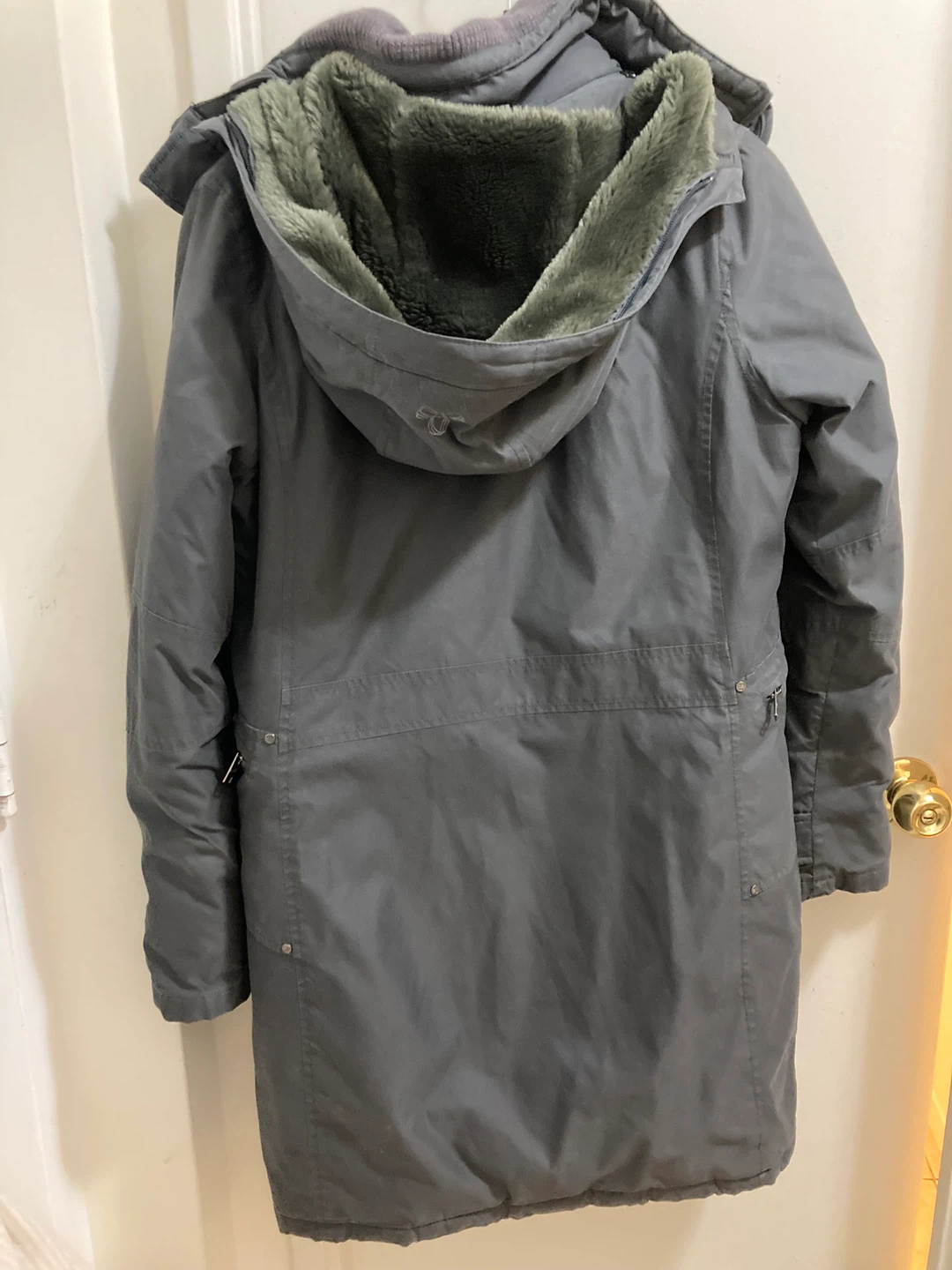 TNA Winter Coat Size M - photo 3
