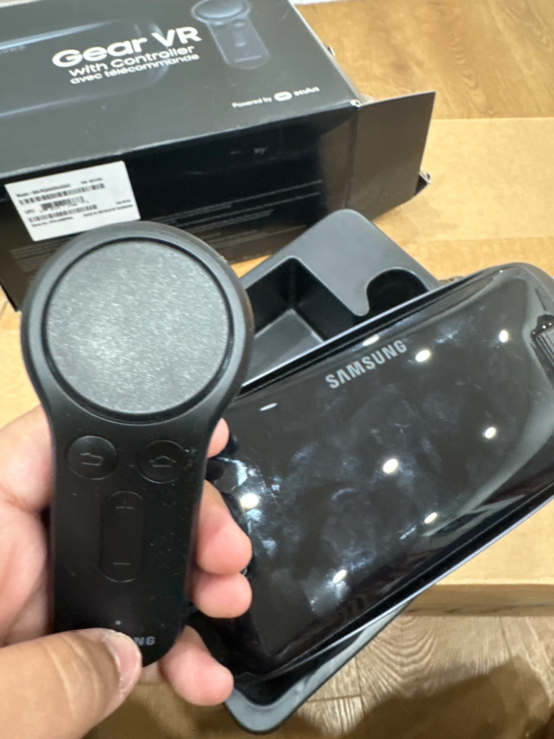 Samsung Gear VR with Controller - photo 4
