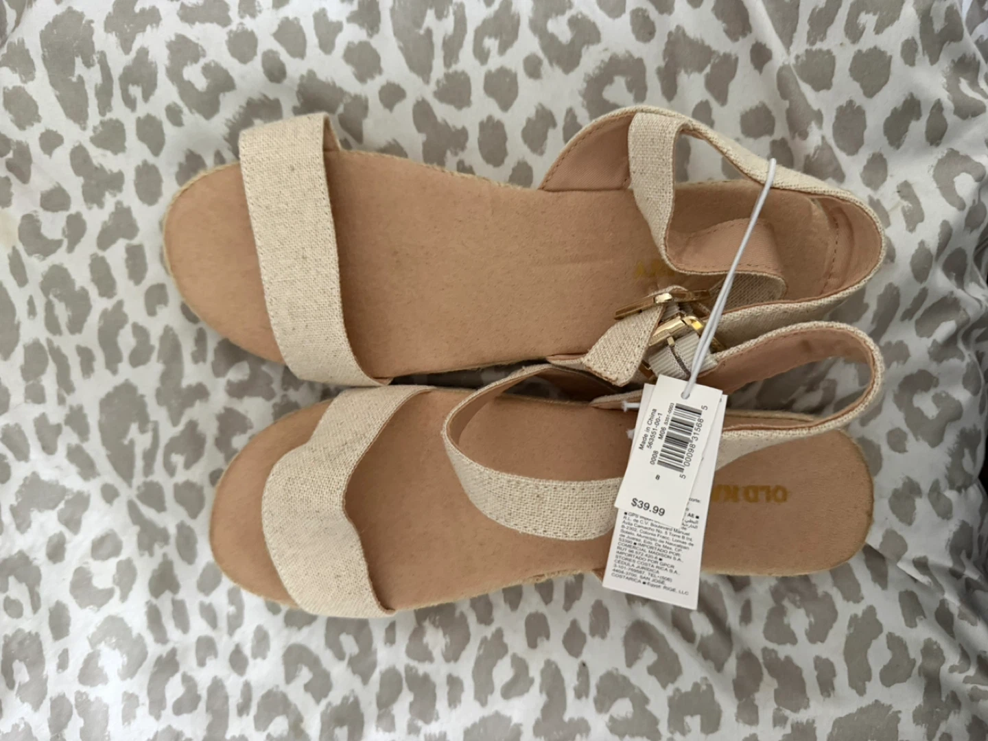 Old Navy Sandals - Size 8