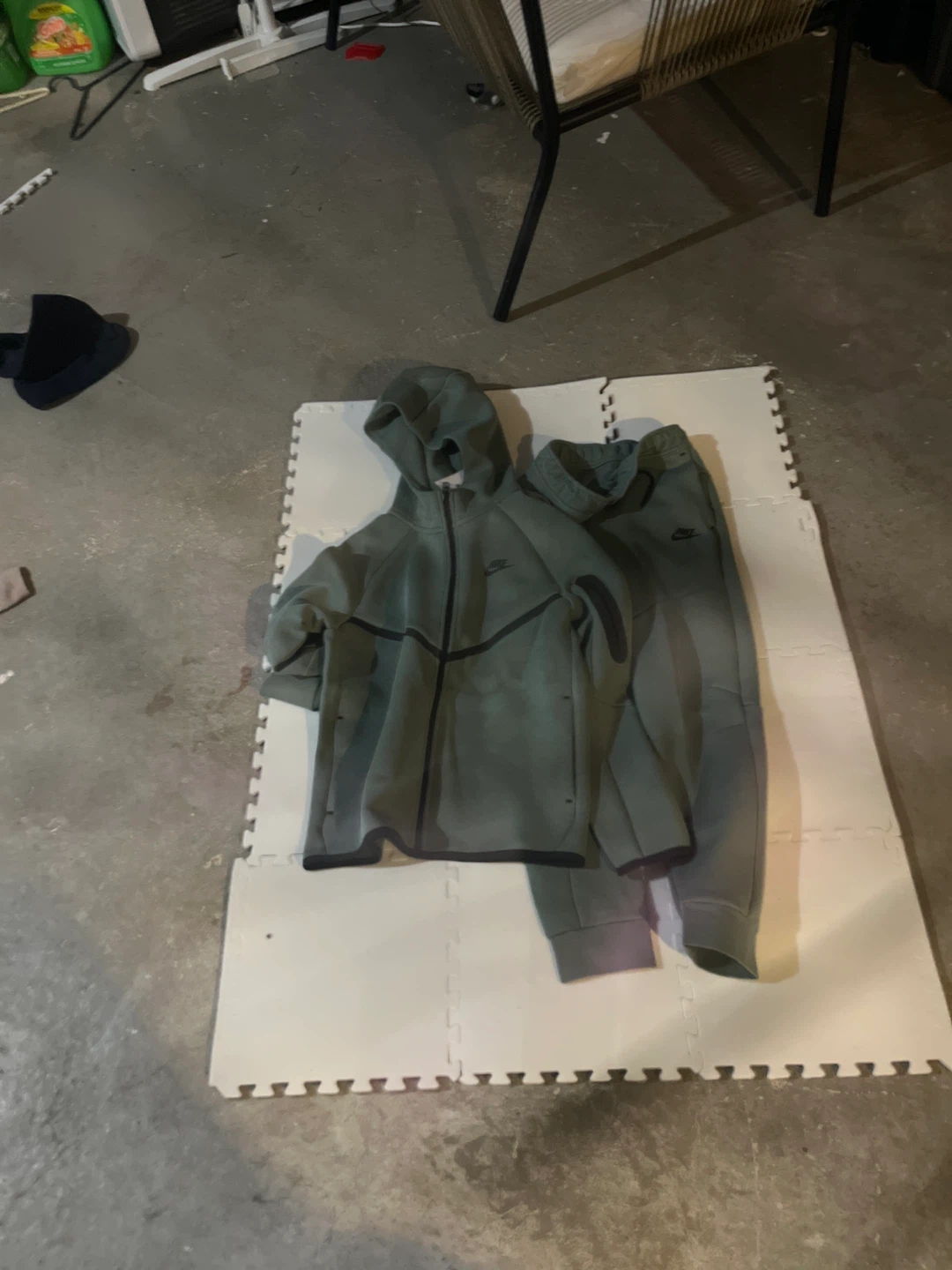 Nike Tech Fleece Olive Green Tracksuit - Size L
