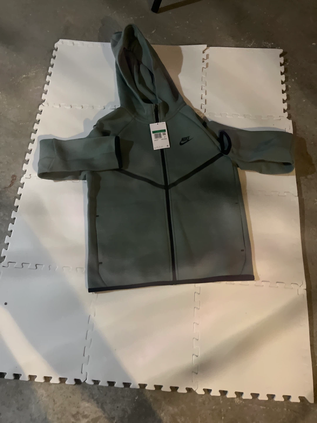 Nike Tech Fleece Olive Green Tracksuit - Size L - photo 2