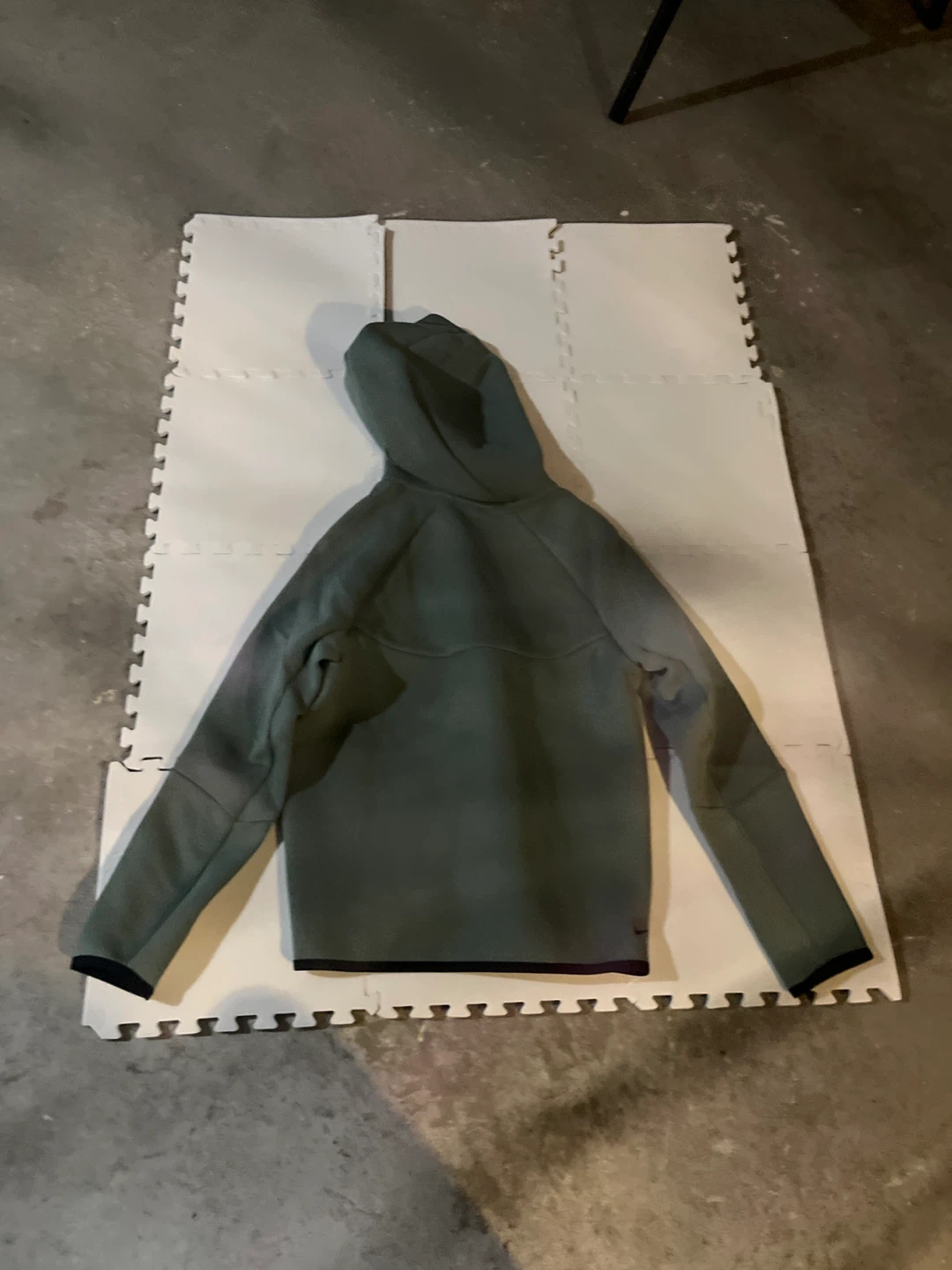 Nike Tech Fleece Olive Green Tracksuit - Size L - photo 4