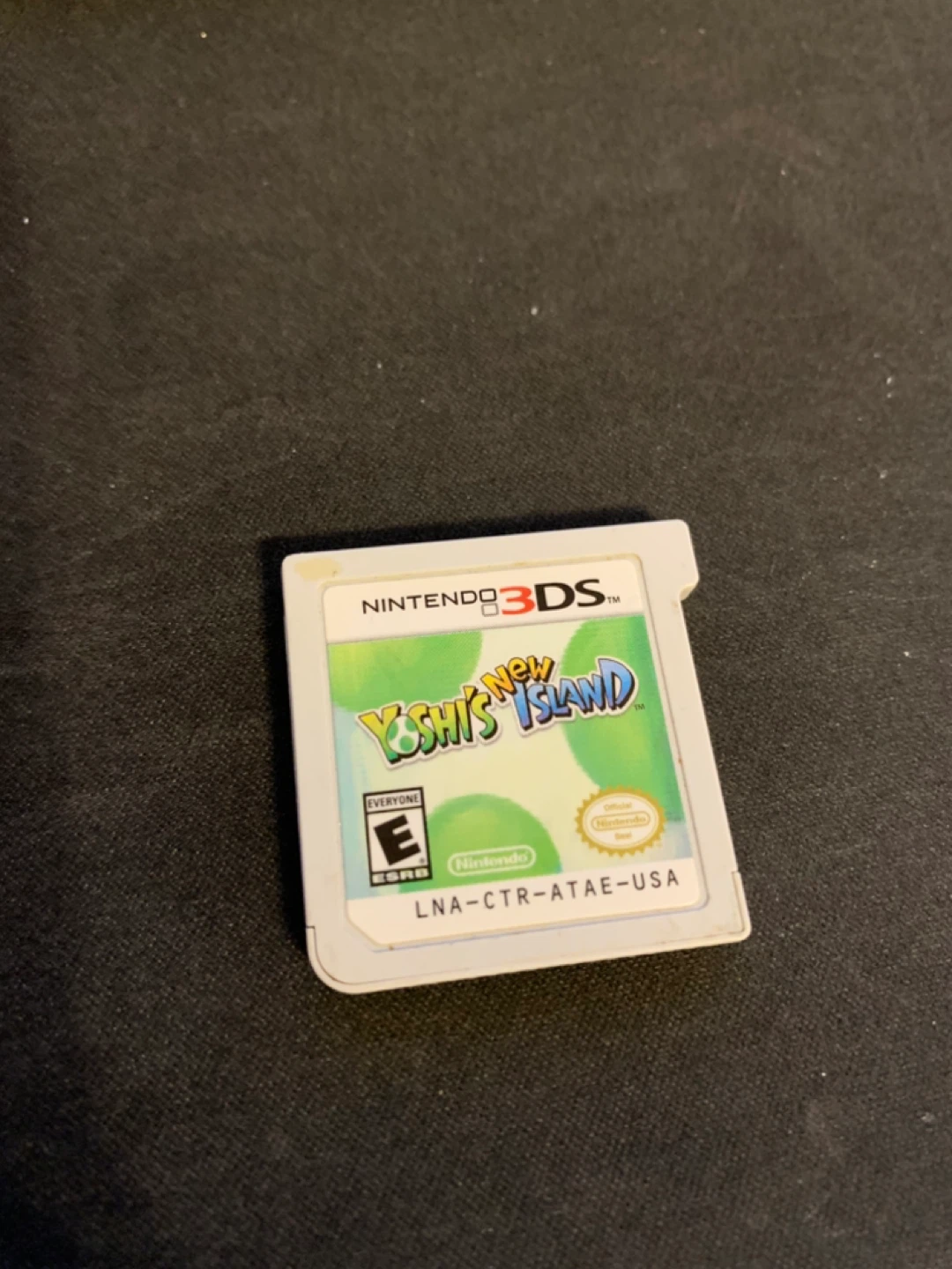 Yoshi's New Island - Nintendo 3DS Game
