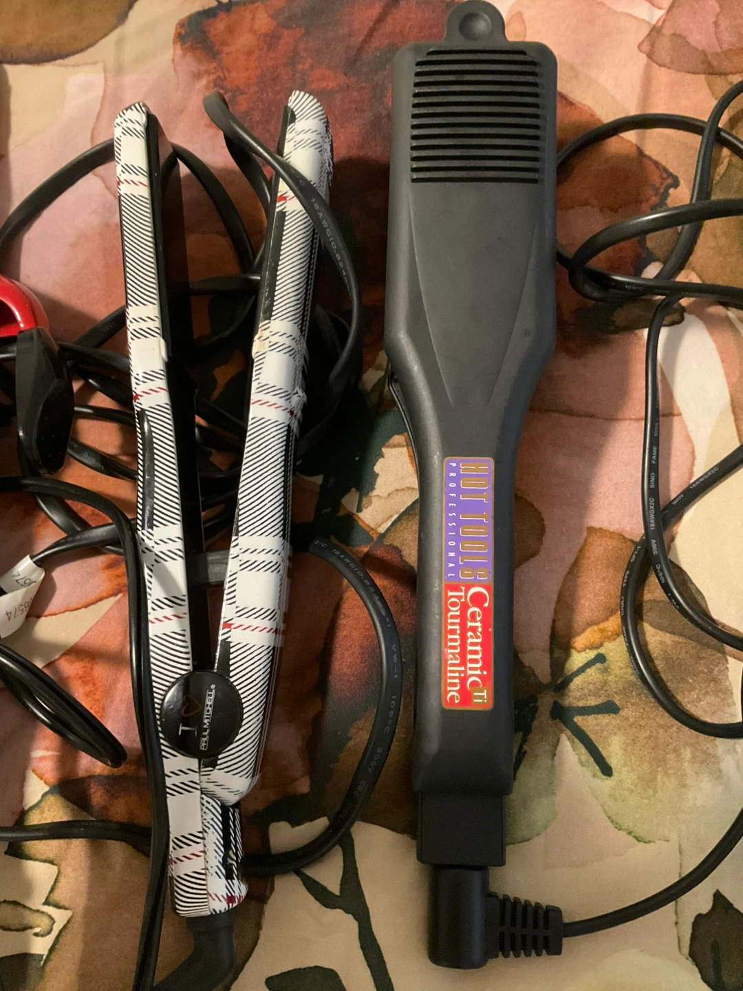 Hair Styling Tools: Curling Iron & Flat Iron - photo 2