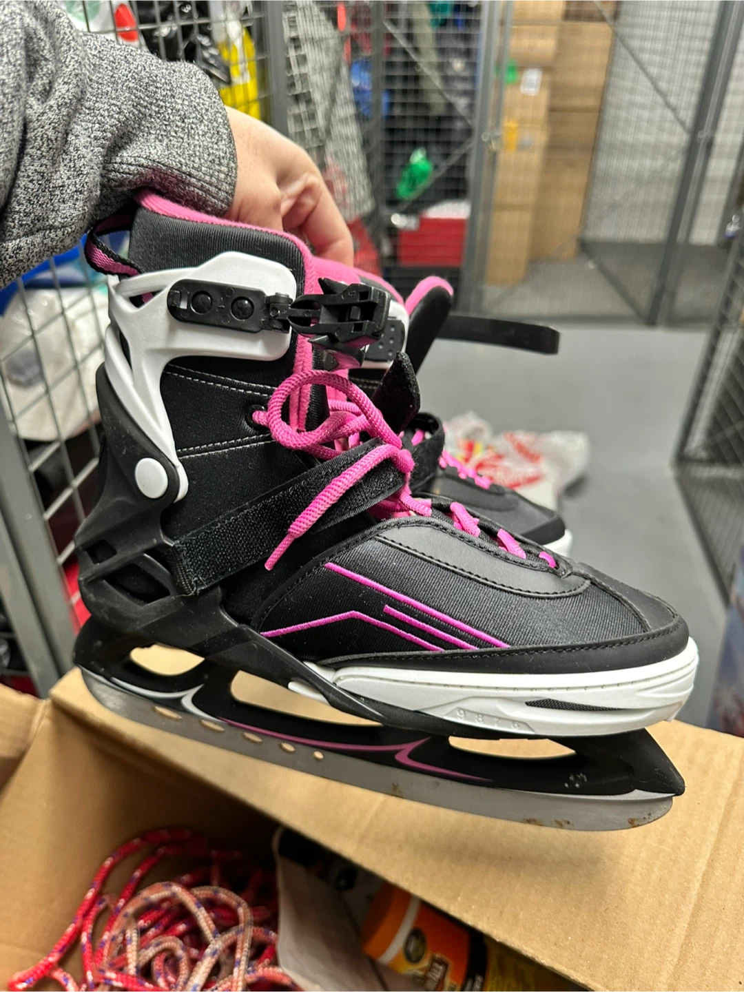 Black & Pink Ice Skates - Size US 6-9