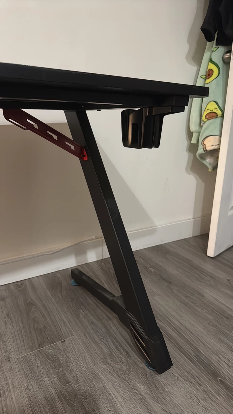 Black Gaming Desk - photo 5