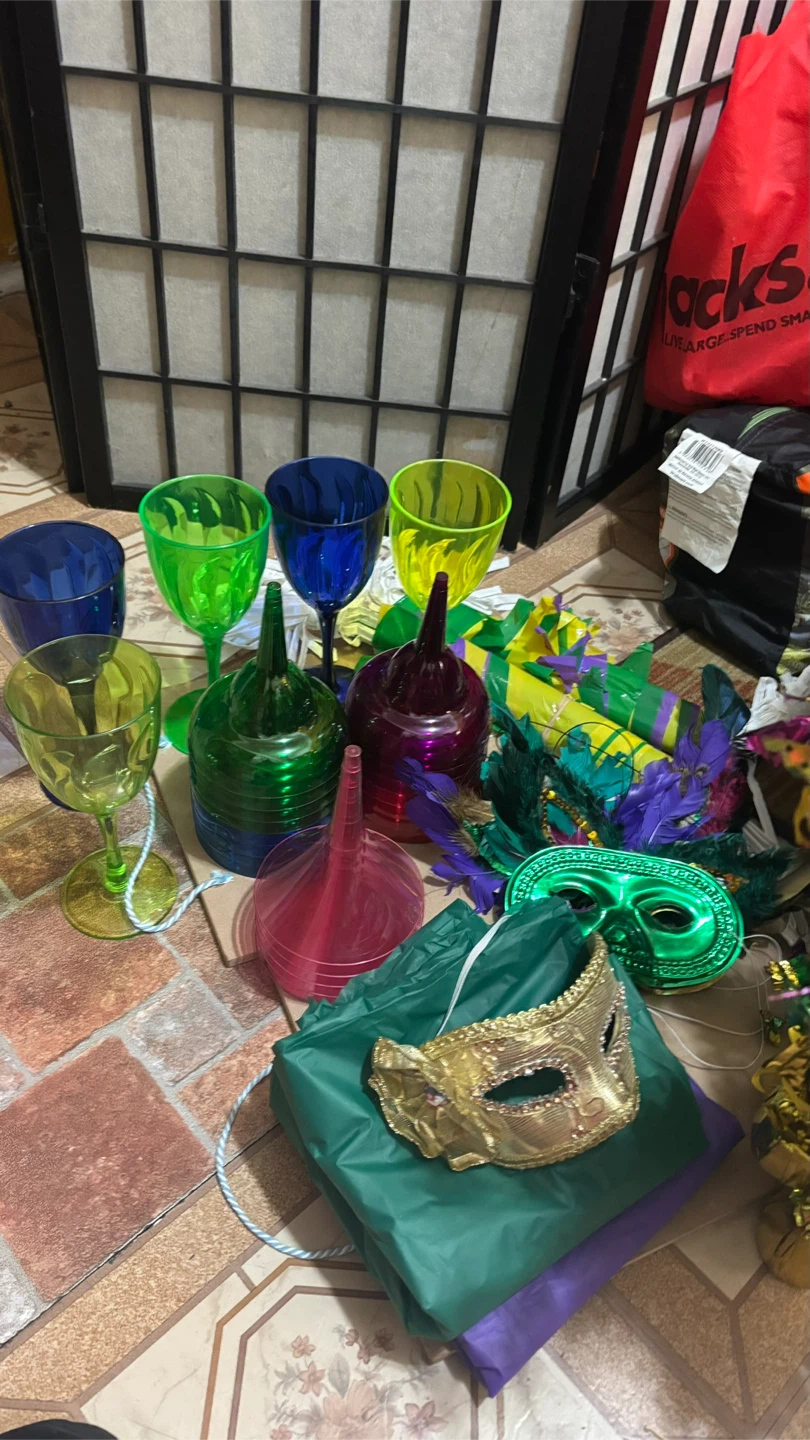 Mardi Gras Party Supplies