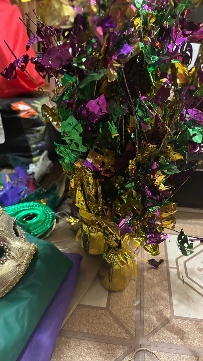 Mardi Gras Party Supplies - photo 2