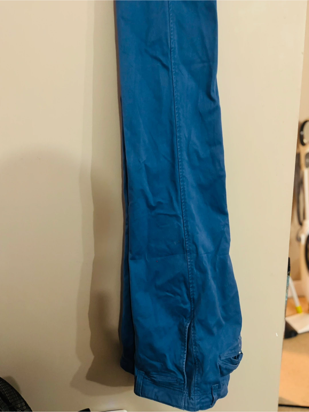 Le Chateau Blue Chinos - Size 36 - photo 3
