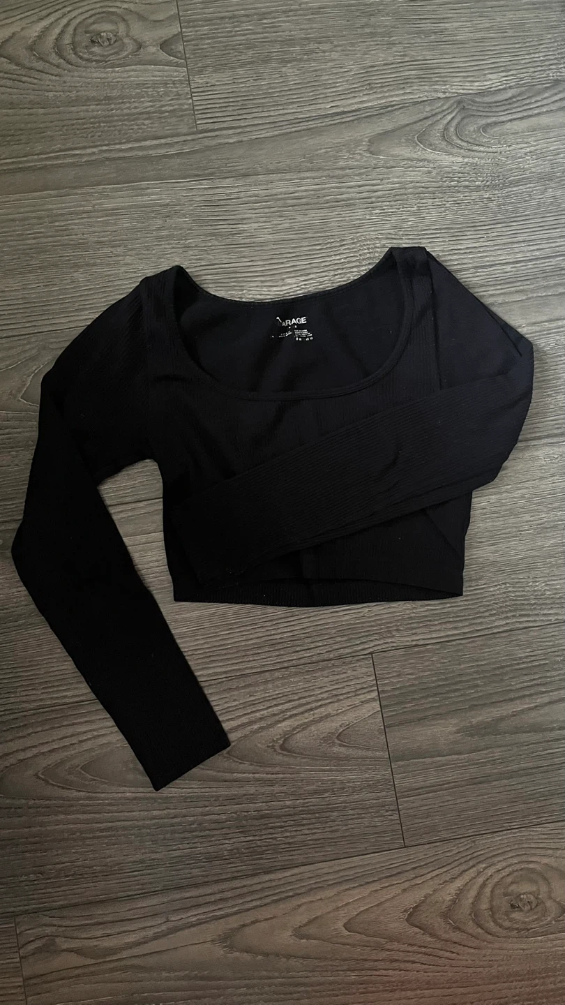Garage Long Sleeve Crop