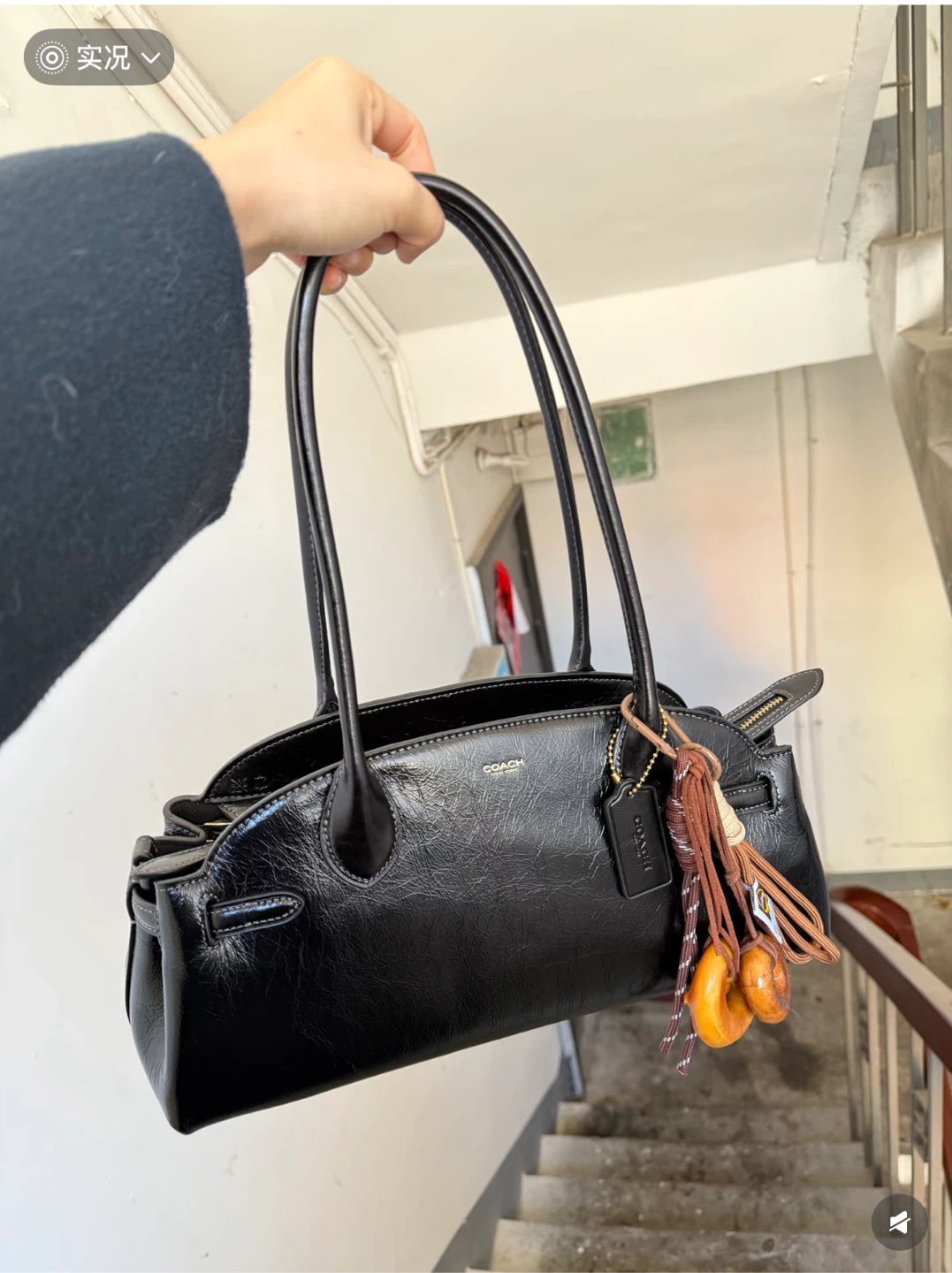 Coach Black Empire 34 Leather Shoulder Bag - photo 3