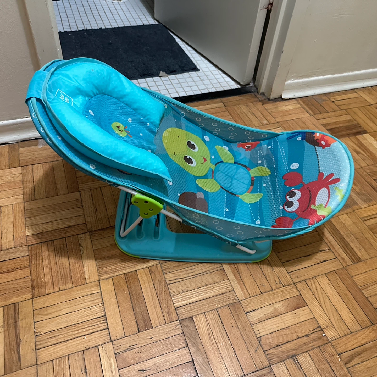 Mee Mee Baby Bather - Excellent Condition!