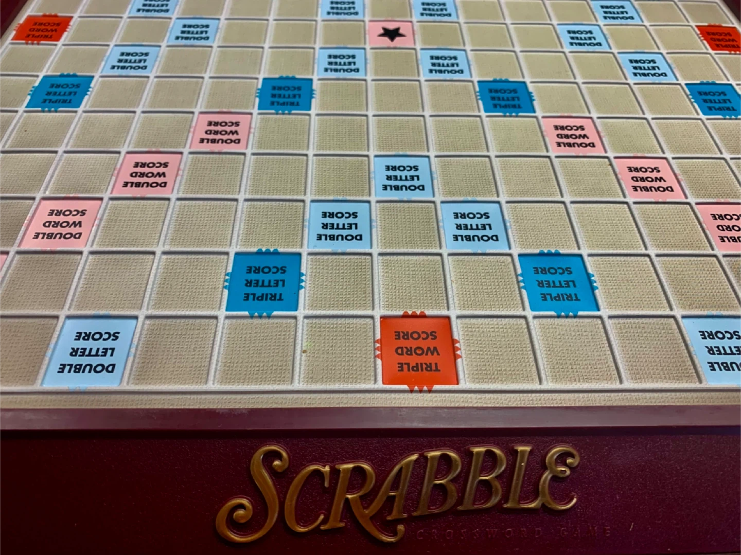 Parker Brothers Deluxe Turntable Scrabble Board Game - photo 2