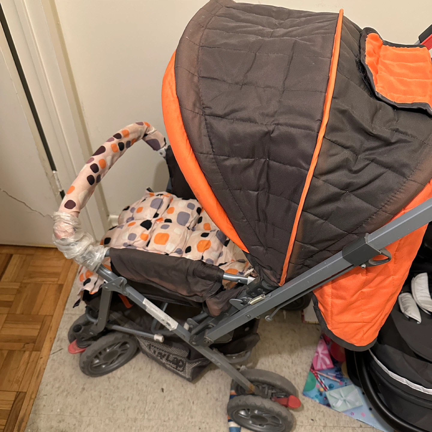 LuvLap Stroller - Orange & Brown - photo 3