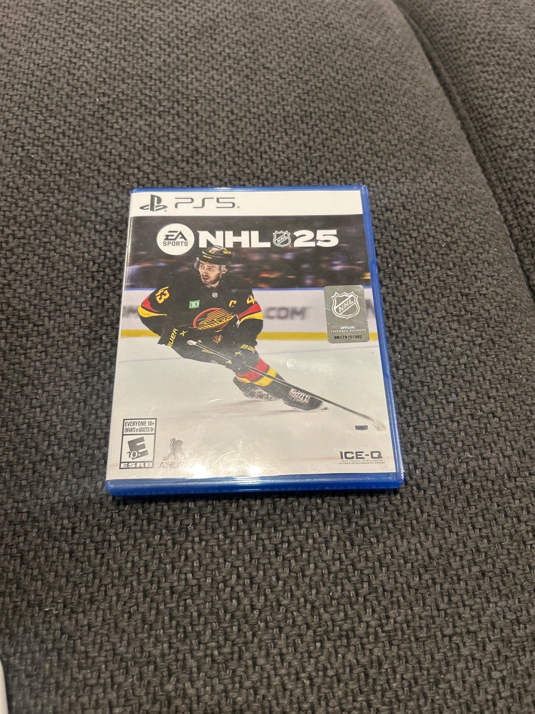 NHL 25 for PS5