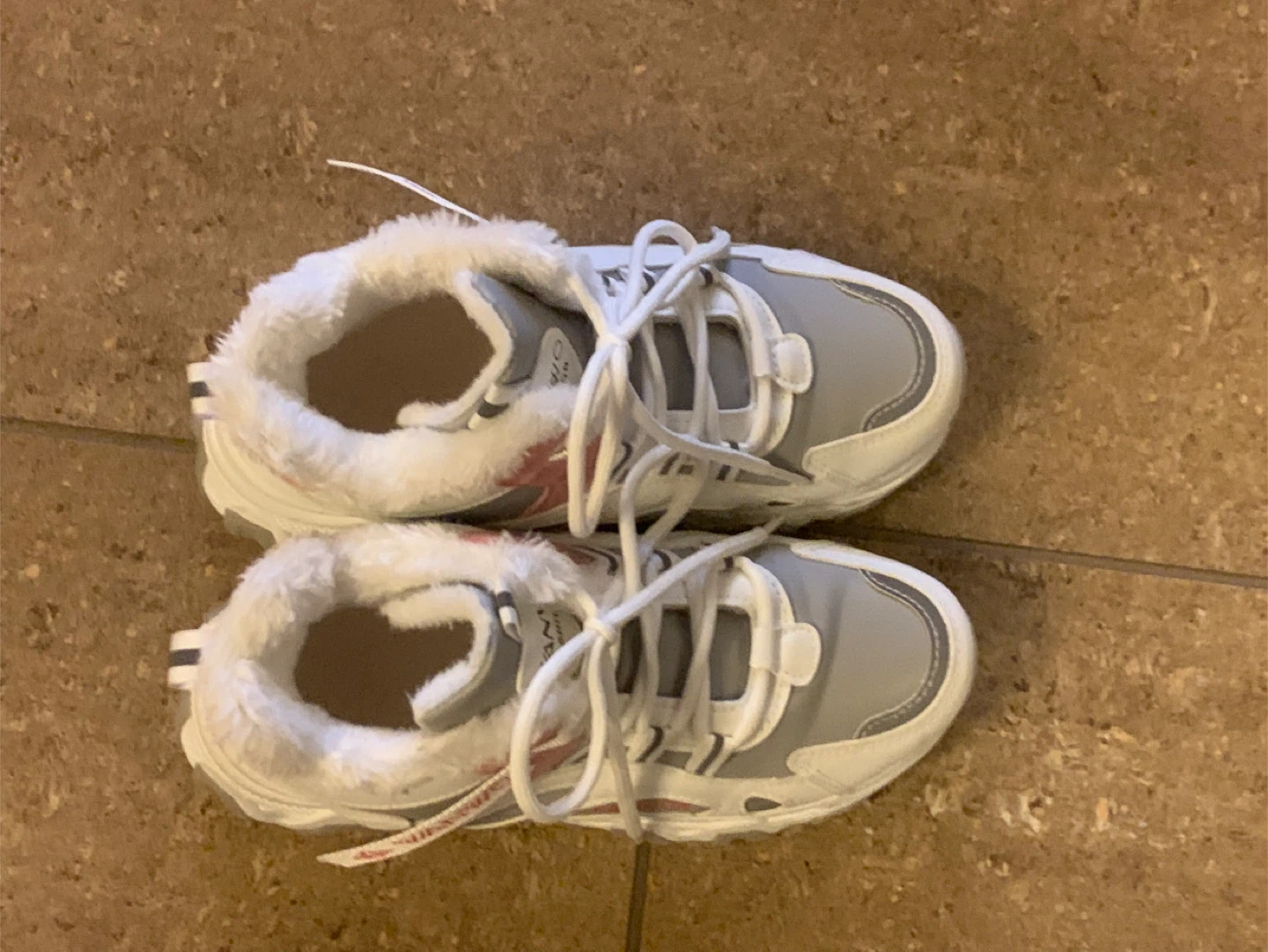 Wanvo Fashion Sneakers size 38 🧡