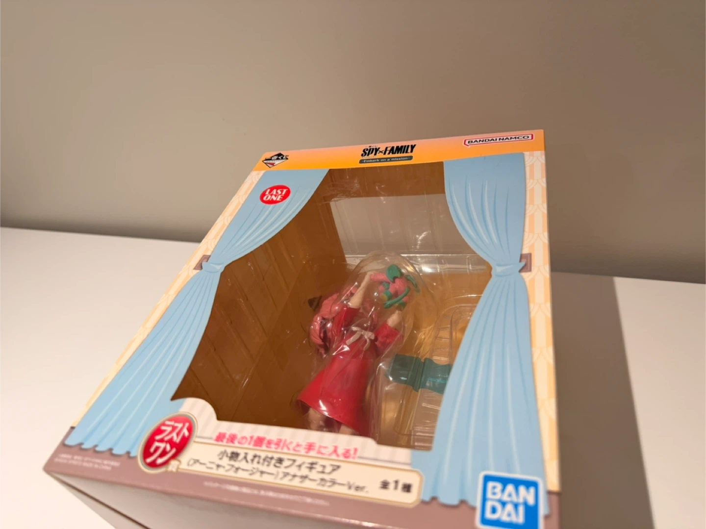Spy x Family Anya Forger Figure (Kuji Last One Ver.) - photo 3