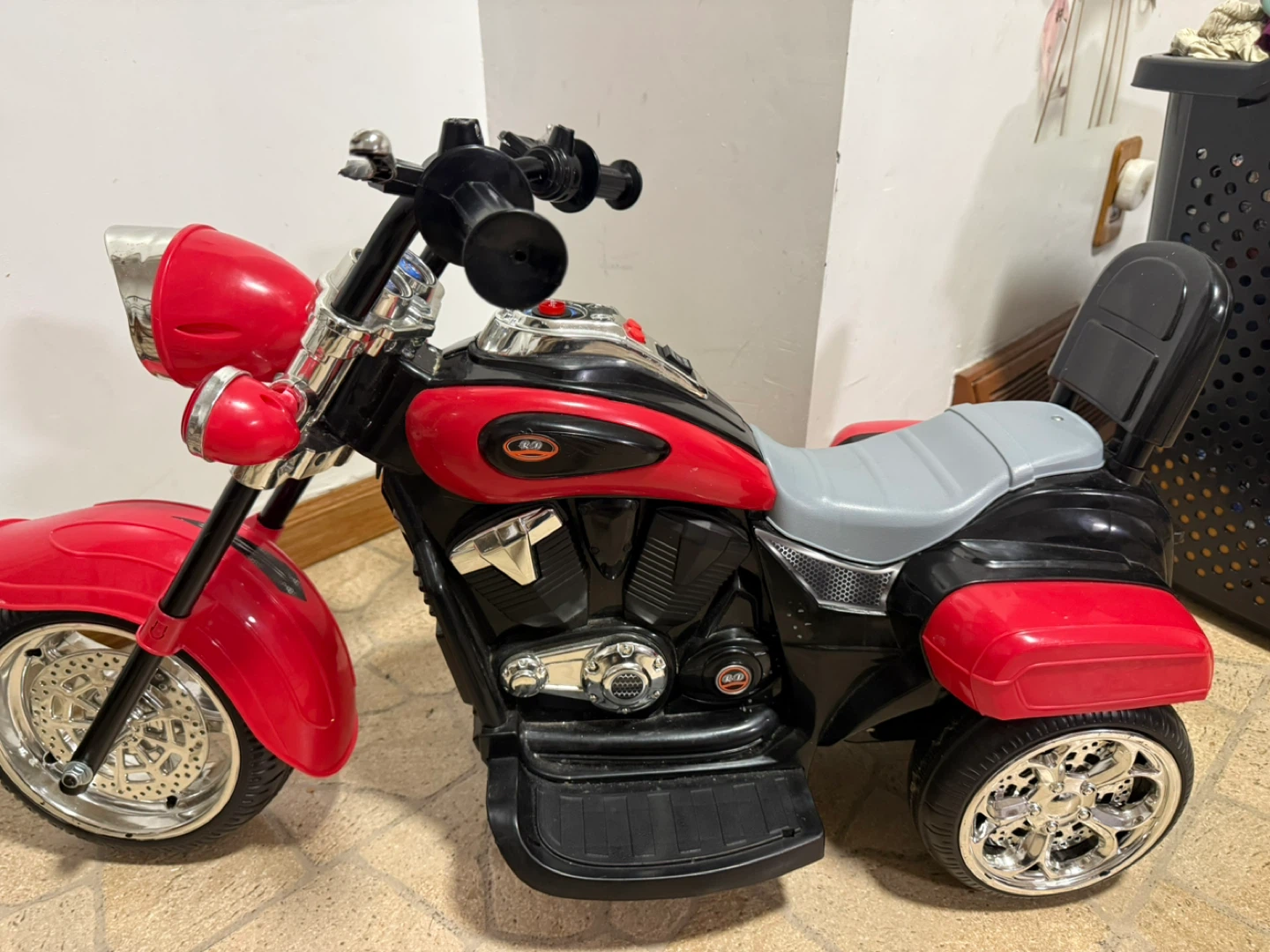 Red & Black Kids Ride-On Motorcycle - photo 2