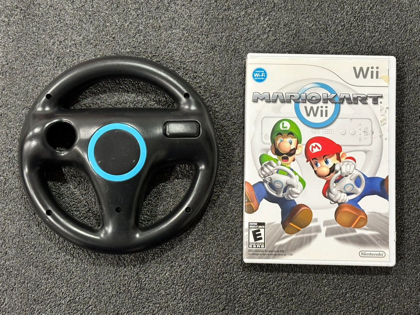 Mario Kart Wii Game & Wheel Bundle