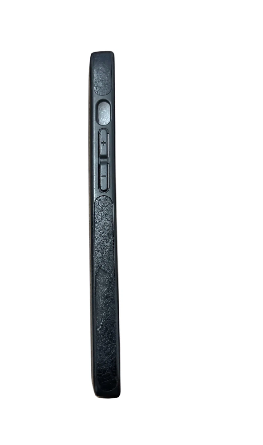 Black Leather iPhone 15 Case - photo 5