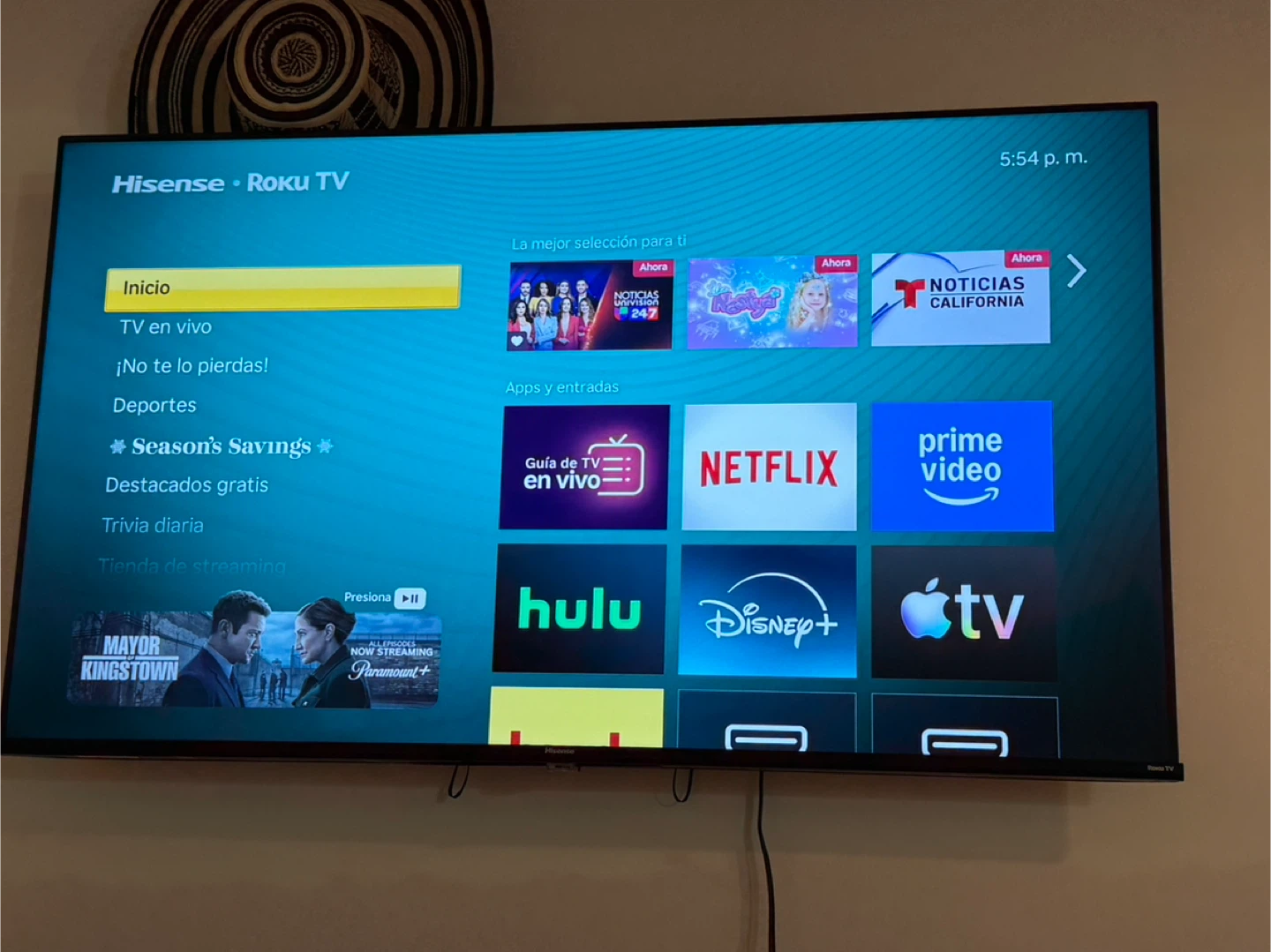 Hisense 48” Roku Smart TV – Excellent Condition