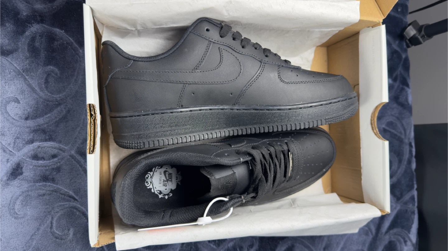 New Nike Air Force 1 '07 Black - photo 3