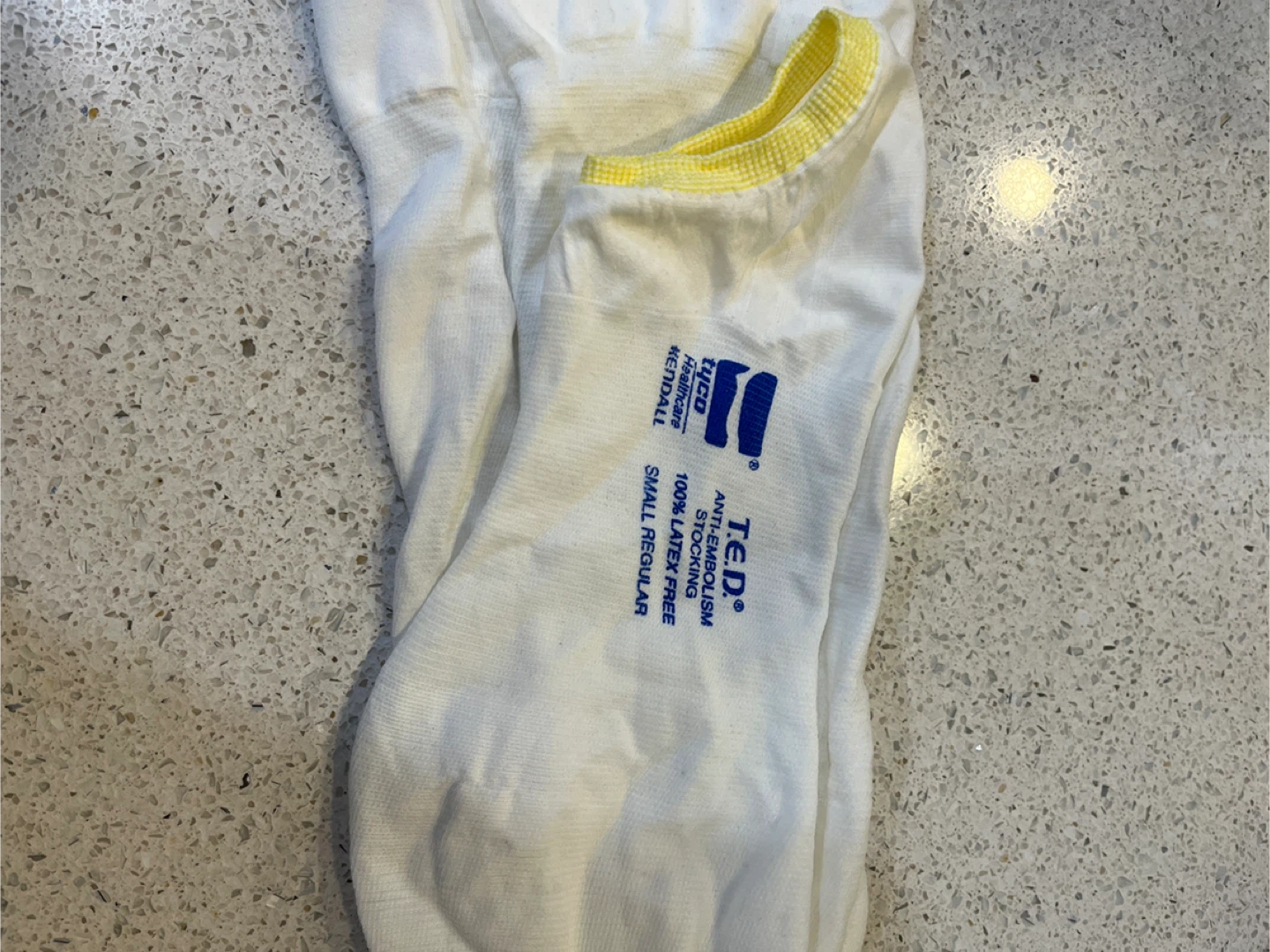 Kendall T.E.D. Anti-Embolism Stockings Small - photo 2