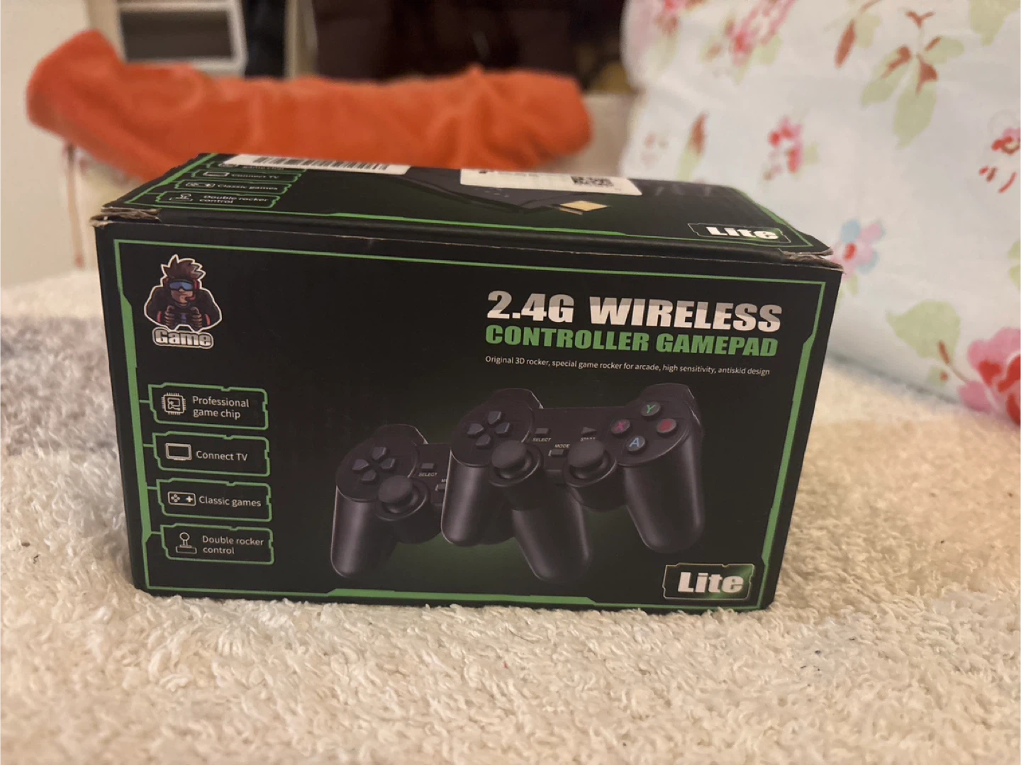 New 2.4G Wireless Controller Gamepad