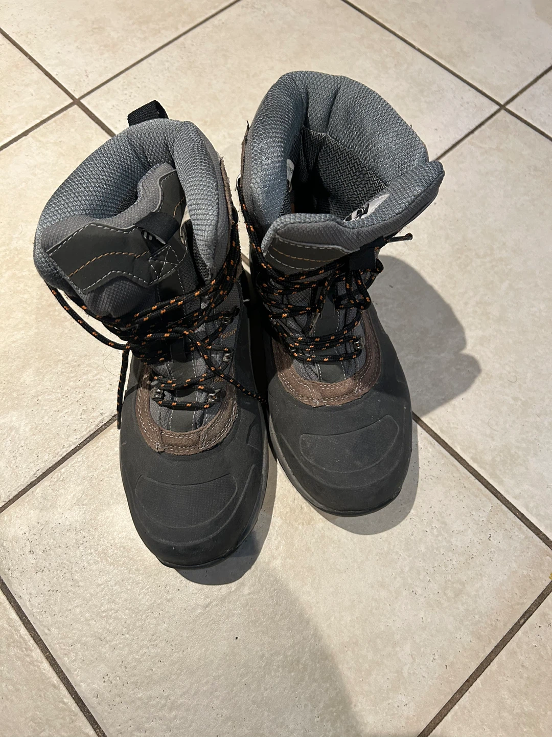Banff Trail Winter Boots - Men's Size 8 - photo 2