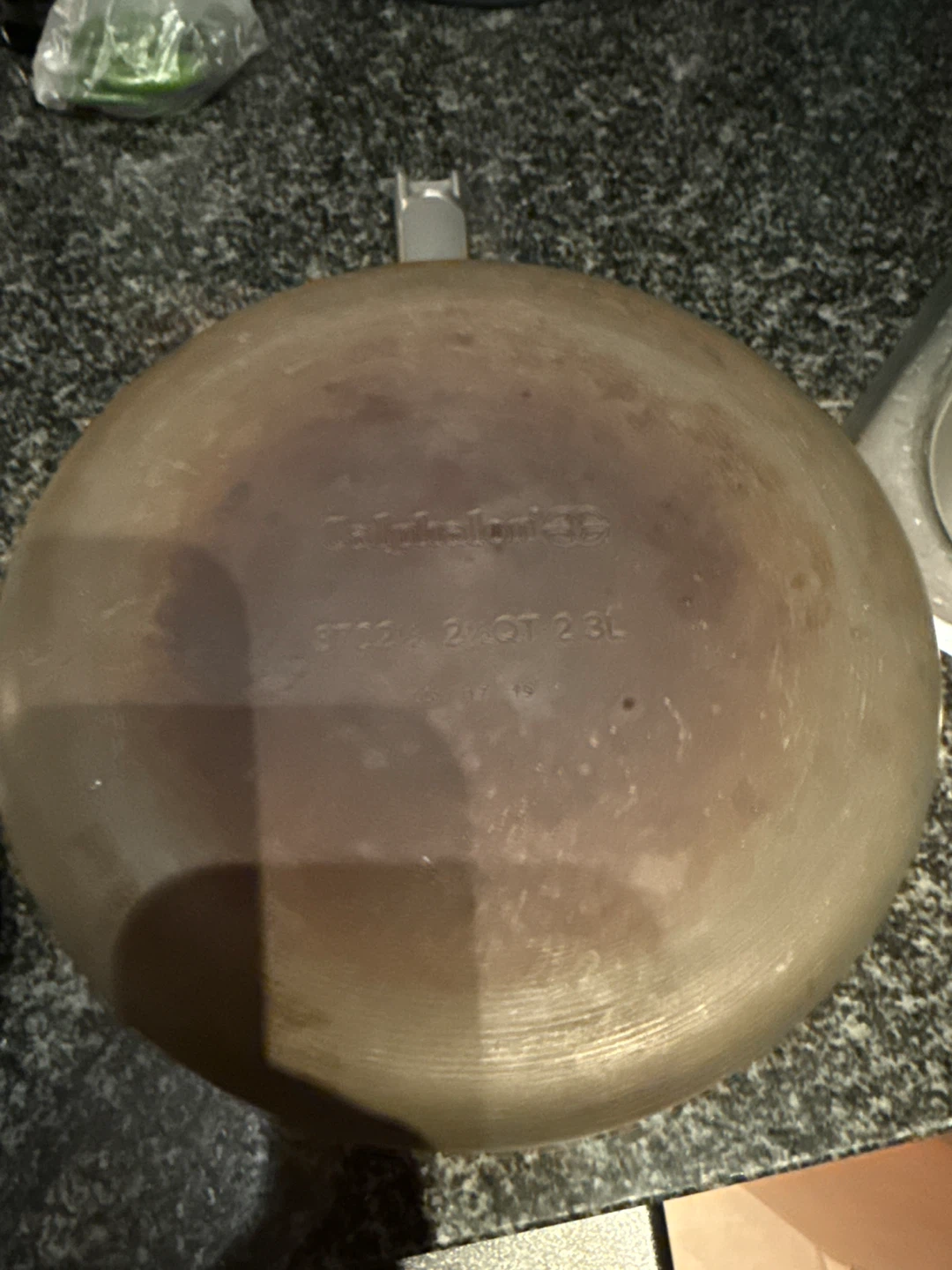 Calphalon 2 1/2 QT Saucepan with Lid - photo 4