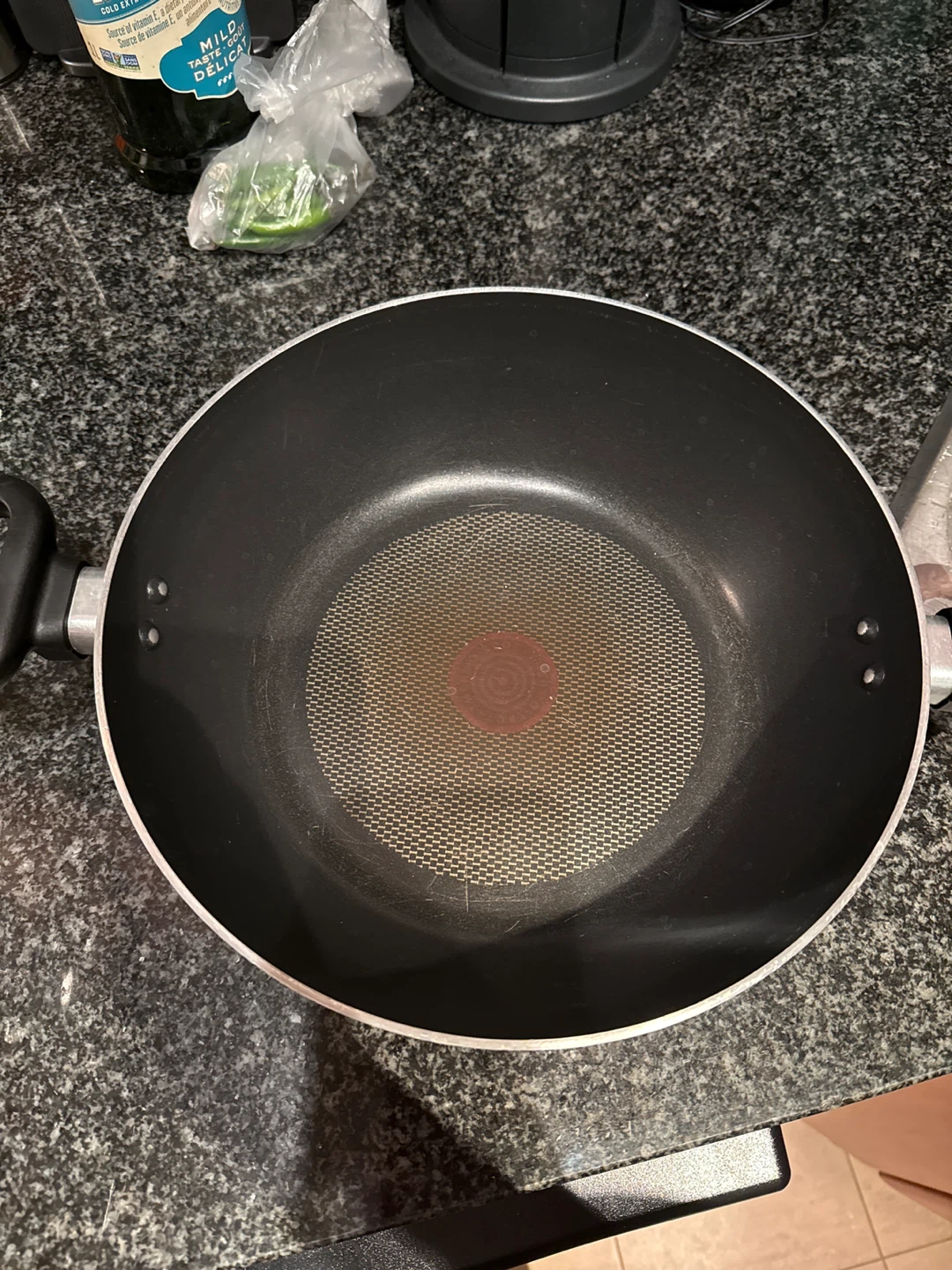 T-fal karai/ wok with Lid - photo 2