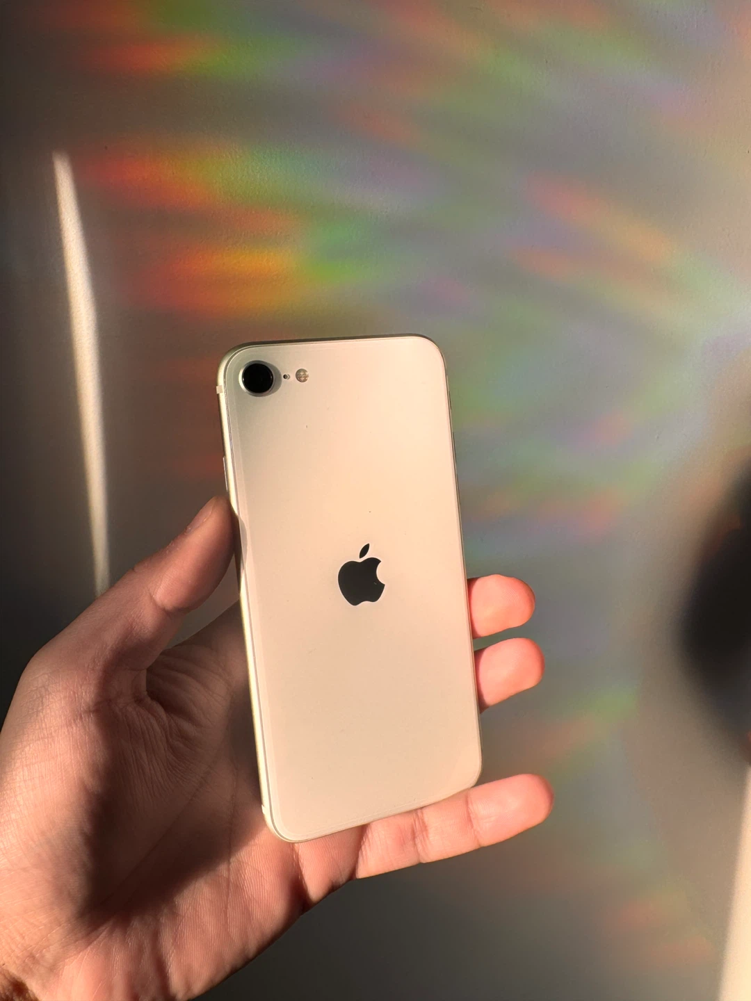 iPhone SE Gen. 3 :  128 GB- 2023 - photo 2