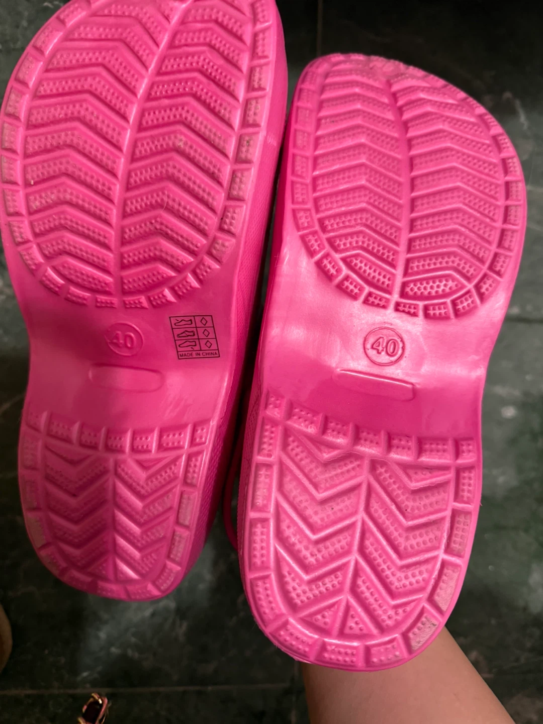 Pink Crocs Size 40 - photo 2